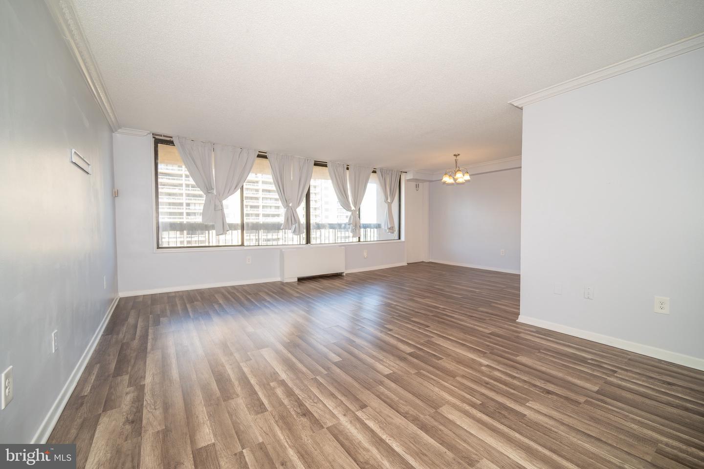 3705 S GEORGE MASON DR #1617S, FALLS CHURCH, Virginia 22041, 2 Bedrooms Bedrooms, ,2 BathroomsBathrooms,Residential,For sale,3705 S GEORGE MASON DR #1617S,VAFX2275652 MLS # VAFX2275652 3705 S GEORGE MASON DR #1617S, FALLS CHURCH, Virginia 22041, 2 Bedrooms Bedrooms, ,2 BathroomsBathrooms,Residential,For sale,3705 S GEORGE MASON DR #1617S,VAFX2275652 MLS # VAFX2275652
