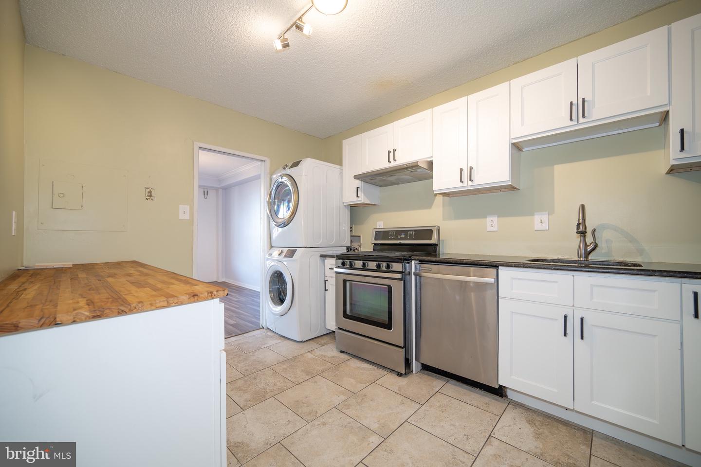 3705 S GEORGE MASON DR #1617S, FALLS CHURCH, Virginia 22041, 2 Bedrooms Bedrooms, ,2 BathroomsBathrooms,Residential,For sale,3705 S GEORGE MASON DR #1617S,VAFX2275652 MLS # VAFX2275652 3705 S GEORGE MASON DR #1617S, FALLS CHURCH, Virginia 22041, 2 Bedrooms Bedrooms, ,2 BathroomsBathrooms,Residential,For sale,3705 S GEORGE MASON DR #1617S,VAFX2275652 MLS # VAFX2275652