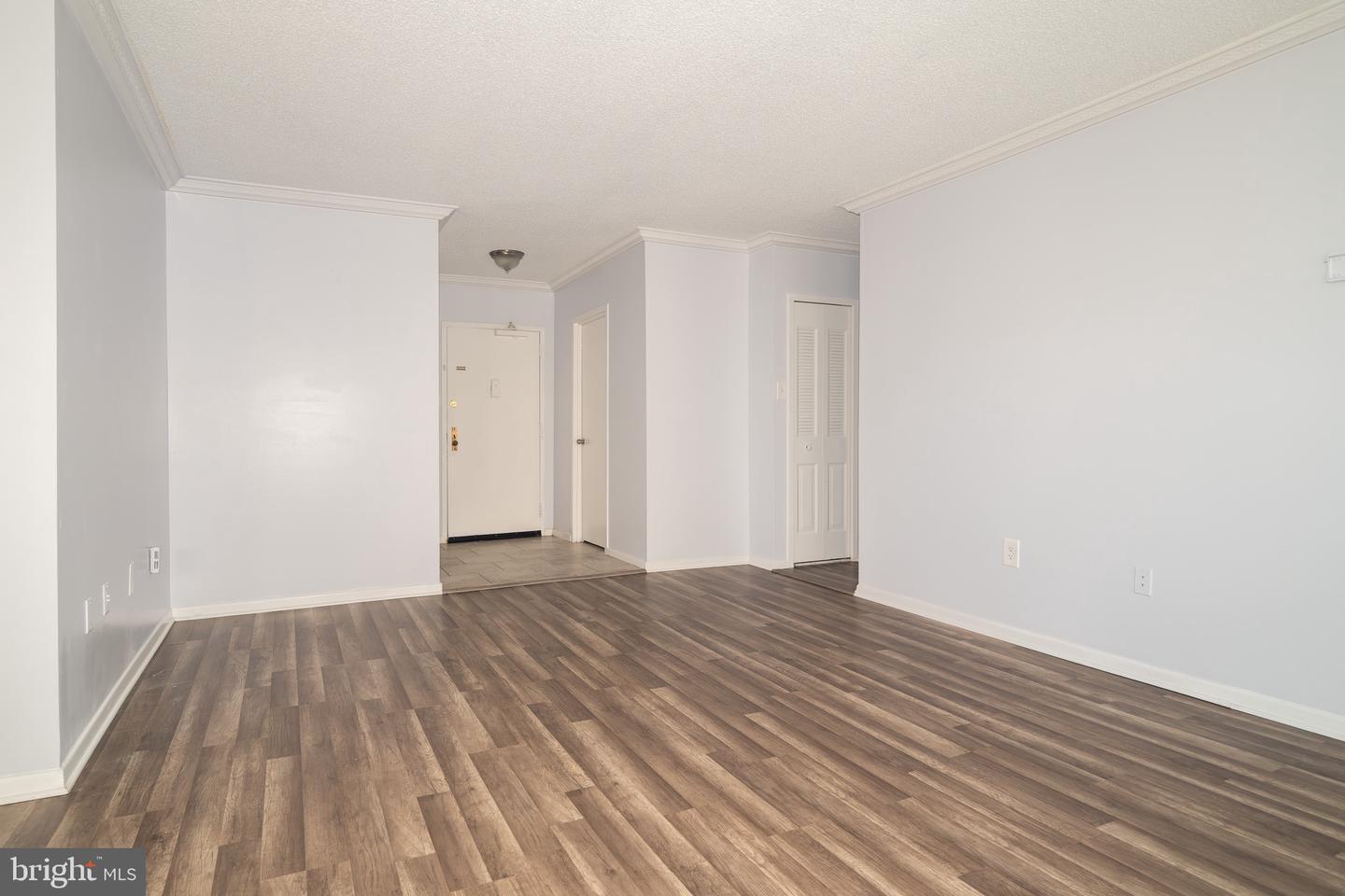 3705 S GEORGE MASON DR #1617S, FALLS CHURCH, Virginia 22041, 2 Bedrooms Bedrooms, ,2 BathroomsBathrooms,Residential,For sale,3705 S GEORGE MASON DR #1617S,VAFX2275652 MLS # VAFX2275652 3705 S GEORGE MASON DR #1617S, FALLS CHURCH, Virginia 22041, 2 Bedrooms Bedrooms, ,2 BathroomsBathrooms,Residential,For sale,3705 S GEORGE MASON DR #1617S,VAFX2275652 MLS # VAFX2275652