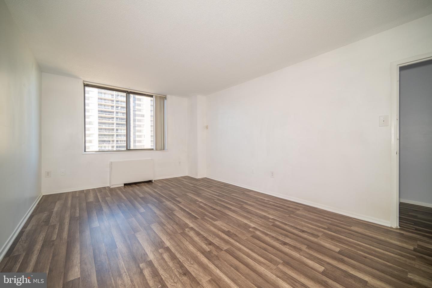 3705 S GEORGE MASON DR #1617S, FALLS CHURCH, Virginia 22041, 2 Bedrooms Bedrooms, ,2 BathroomsBathrooms,Residential,For sale,3705 S GEORGE MASON DR #1617S,VAFX2275652 MLS # VAFX2275652 3705 S GEORGE MASON DR #1617S, FALLS CHURCH, Virginia 22041, 2 Bedrooms Bedrooms, ,2 BathroomsBathrooms,Residential,For sale,3705 S GEORGE MASON DR #1617S,VAFX2275652 MLS # VAFX2275652