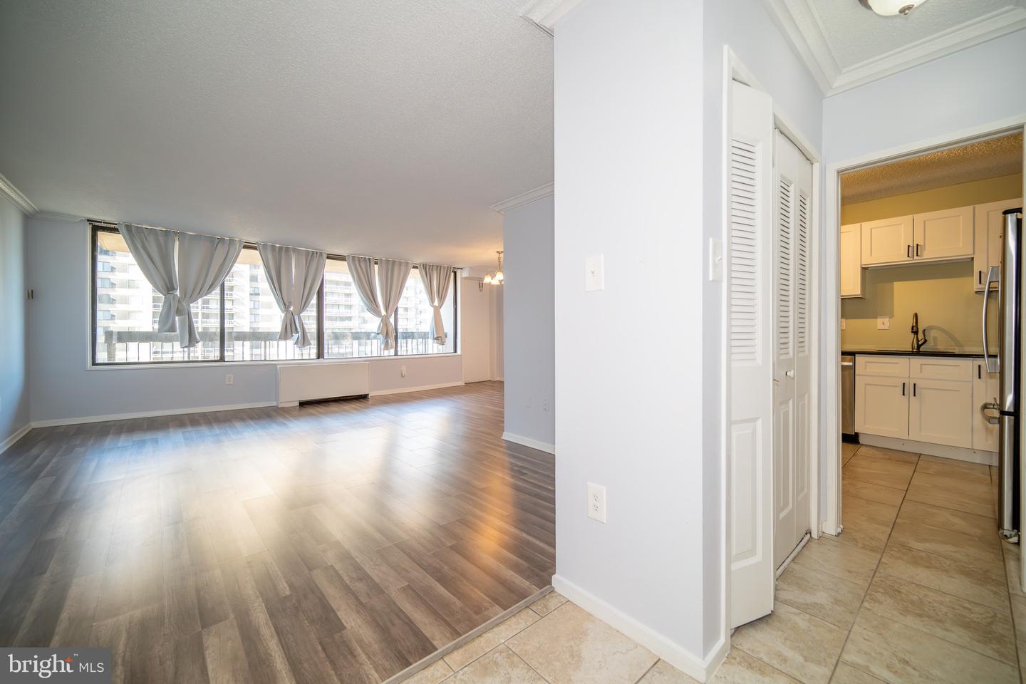 3705 S GEORGE MASON DR #1617S, FALLS CHURCH, Virginia 22041, 2 Bedrooms Bedrooms, ,2 BathroomsBathrooms,Residential,For sale,3705 S GEORGE MASON DR #1617S,VAFX2275652 MLS # VAFX2275652 3705 S GEORGE MASON DR #1617S, FALLS CHURCH, Virginia 22041, 2 Bedrooms Bedrooms, ,2 BathroomsBathrooms,Residential,For sale,3705 S GEORGE MASON DR #1617S,VAFX2275652 MLS # VAFX2275652