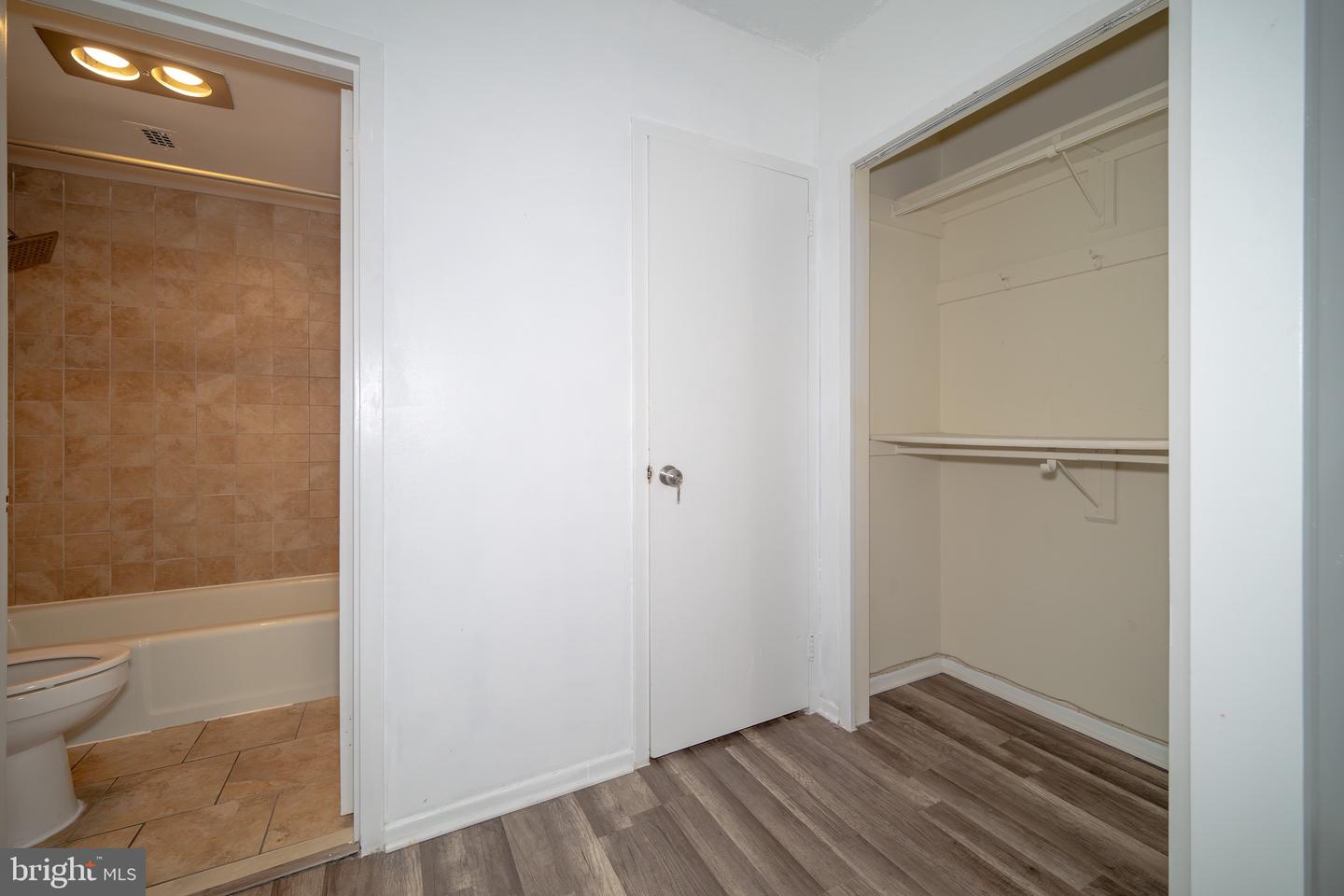 3705 S GEORGE MASON DR #1617S, FALLS CHURCH, Virginia 22041, 2 Bedrooms Bedrooms, ,2 BathroomsBathrooms,Residential,For sale,3705 S GEORGE MASON DR #1617S,VAFX2275652 MLS # VAFX2275652 3705 S GEORGE MASON DR #1617S, FALLS CHURCH, Virginia 22041, 2 Bedrooms Bedrooms, ,2 BathroomsBathrooms,Residential,For sale,3705 S GEORGE MASON DR #1617S,VAFX2275652 MLS # VAFX2275652