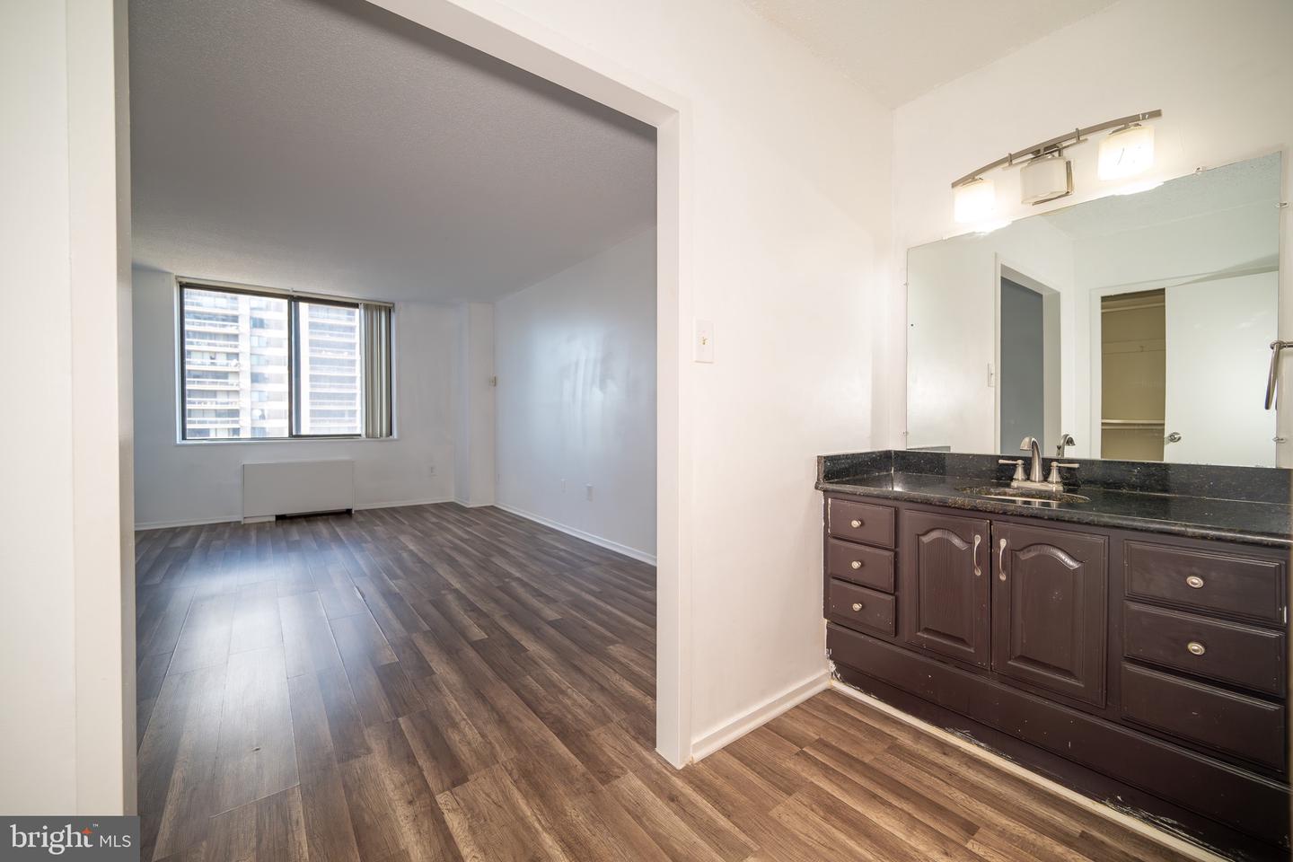 3705 S GEORGE MASON DR #1617S, FALLS CHURCH, Virginia 22041, 2 Bedrooms Bedrooms, ,2 BathroomsBathrooms,Residential,For sale,3705 S GEORGE MASON DR #1617S,VAFX2275652 MLS # VAFX2275652 3705 S GEORGE MASON DR #1617S, FALLS CHURCH, Virginia 22041, 2 Bedrooms Bedrooms, ,2 BathroomsBathrooms,Residential,For sale,3705 S GEORGE MASON DR #1617S,VAFX2275652 MLS # VAFX2275652
