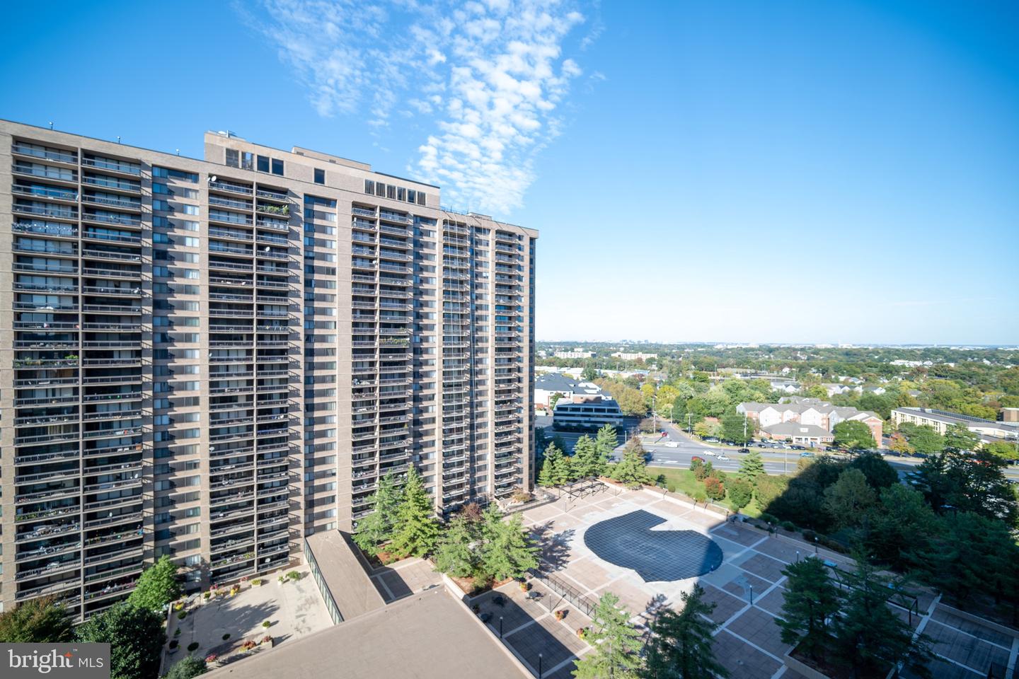 3705 S GEORGE MASON DR #1617S, FALLS CHURCH, Virginia 22041, 2 Bedrooms Bedrooms, ,2 BathroomsBathrooms,Residential,For sale,3705 S GEORGE MASON DR #1617S,VAFX2275652 MLS # VAFX2275652 3705 S GEORGE MASON DR #1617S, FALLS CHURCH, Virginia 22041, 2 Bedrooms Bedrooms, ,2 BathroomsBathrooms,Residential,For sale,3705 S GEORGE MASON DR #1617S,VAFX2275652 MLS # VAFX2275652