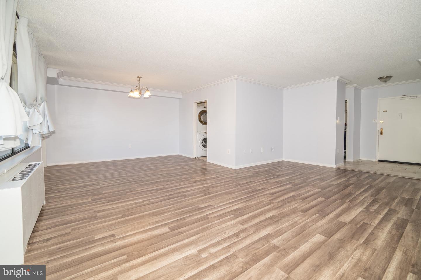 3705 S GEORGE MASON DR #1617S, FALLS CHURCH, Virginia 22041, 2 Bedrooms Bedrooms, ,2 BathroomsBathrooms,Residential,For sale,3705 S GEORGE MASON DR #1617S,VAFX2275652 MLS # VAFX2275652 3705 S GEORGE MASON DR #1617S, FALLS CHURCH, Virginia 22041, 2 Bedrooms Bedrooms, ,2 BathroomsBathrooms,Residential,For sale,3705 S GEORGE MASON DR #1617S,VAFX2275652 MLS # VAFX2275652