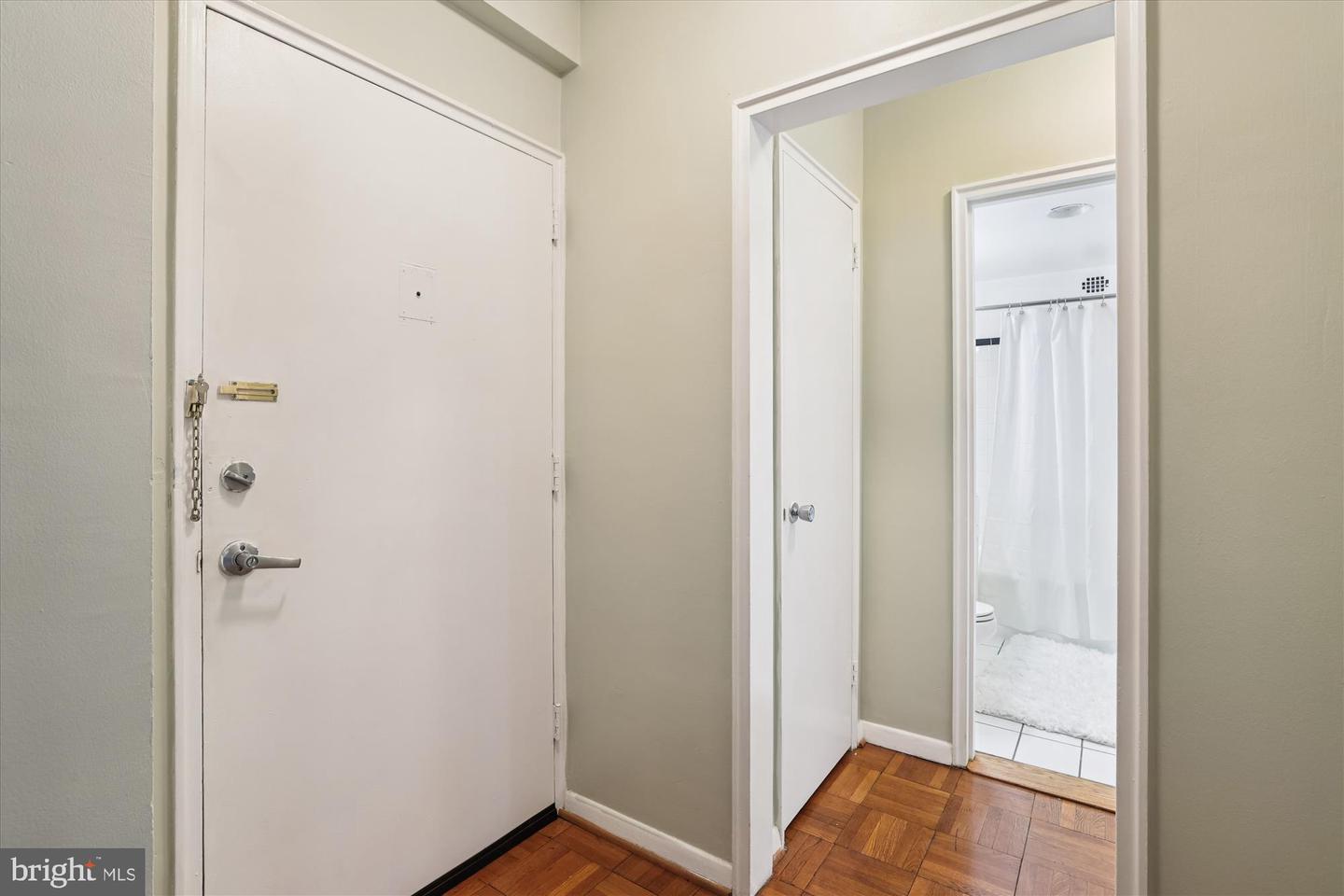 3601 WISCONSIN AVE NW #111, WASHINGTON, District Of Columbia 20016, 1 Bedroom Bedrooms, ,1 BathroomBathrooms,Residential,For sale,3601 WISCONSIN AVE NW #111,DCDC2228424 MLS # DCDC2228424 3601 WISCONSIN AVE NW #111, WASHINGTON, District Of Columbia 20016, 1 Bedroom Bedrooms, ,1 BathroomBathrooms,Residential,For sale,3601 WISCONSIN AVE NW #111,DCDC2228424 MLS # DCDC2228424