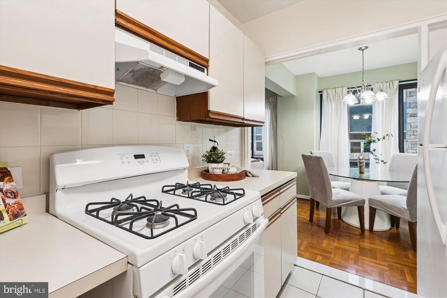 3601 WISCONSIN AVE NW #111, WASHINGTON, District Of Columbia 20016, 1 Bedroom Bedrooms, ,1 BathroomBathrooms,Residential,For sale,3601 WISCONSIN AVE NW #111,DCDC2228424 MLS # DCDC2228424 3601 WISCONSIN AVE NW #111, WASHINGTON, District Of Columbia 20016, 1 Bedroom Bedrooms, ,1 BathroomBathrooms,Residential,For sale,3601 WISCONSIN AVE NW #111,DCDC2228424 MLS # DCDC2228424