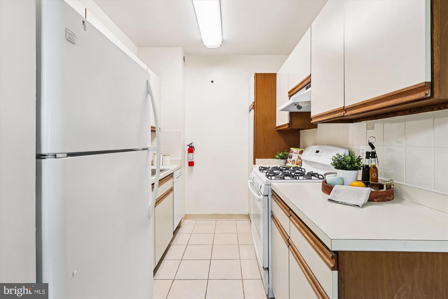 3601 WISCONSIN AVE NW #111, WASHINGTON, District Of Columbia 20016, 1 Bedroom Bedrooms, ,1 BathroomBathrooms,Residential,For sale,3601 WISCONSIN AVE NW #111,DCDC2228424 MLS # DCDC2228424 3601 WISCONSIN AVE NW #111, WASHINGTON, District Of Columbia 20016, 1 Bedroom Bedrooms, ,1 BathroomBathrooms,Residential,For sale,3601 WISCONSIN AVE NW #111,DCDC2228424 MLS # DCDC2228424