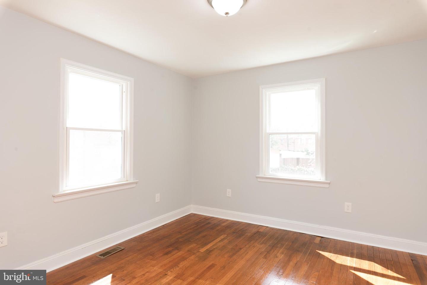 5513 JAY ST NE, WASHINGTON, District Of Columbia 20019, 4 Bedrooms Bedrooms, ,2 BathroomsBathrooms,Residential,For sale,5513 JAY ST NE,DCDC2228246 MLS # DCDC2228246