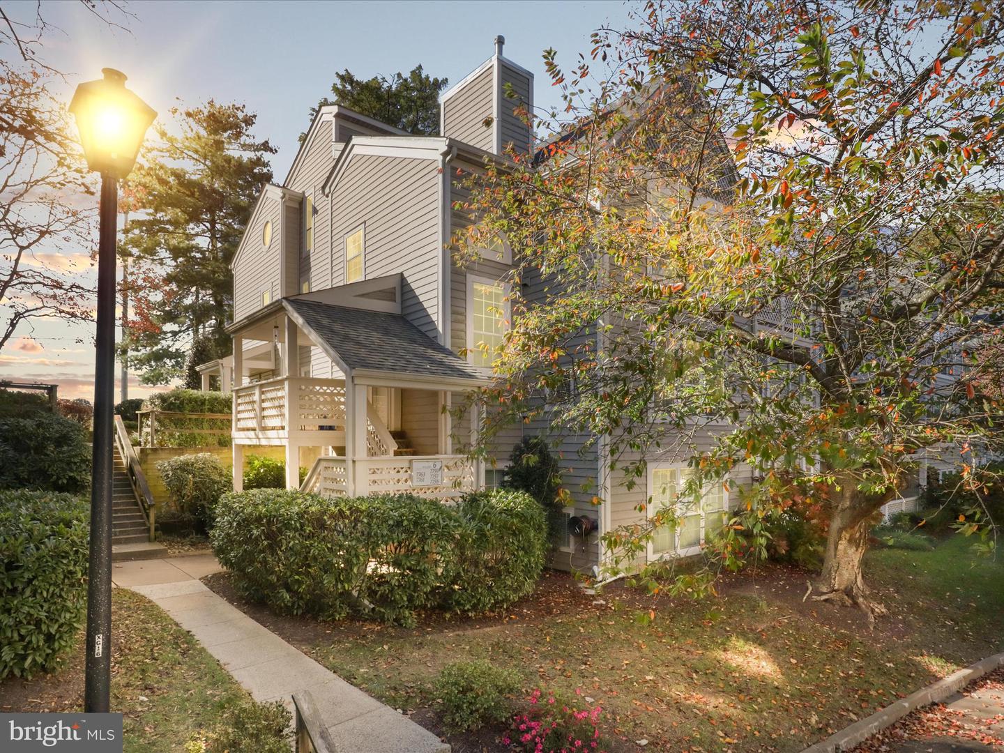 7757 WILLOW POINT DR #7757, FALLS CHURCH, Virginia 22042, 2 Bedrooms Bedrooms, ,1 BathroomBathrooms,Residential,For sale,7757 WILLOW POINT DR #7757,VAFX2275602 MLS # VAFX2275602