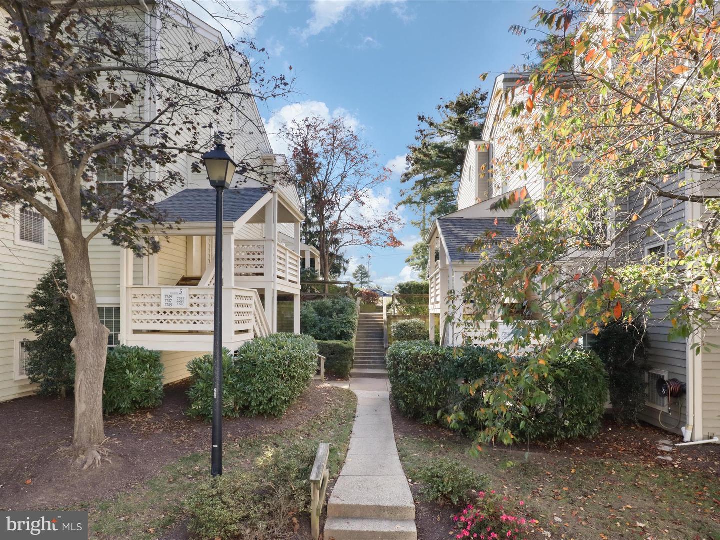 7757 WILLOW POINT DR #7757, FALLS CHURCH, Virginia 22042, 2 Bedrooms Bedrooms, ,1 BathroomBathrooms,Residential,For sale,7757 WILLOW POINT DR #7757,VAFX2275602 MLS # VAFX2275602