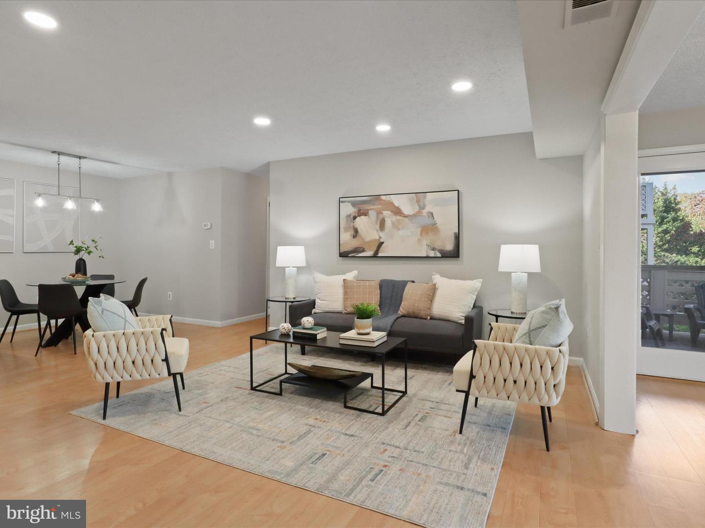 7757 WILLOW POINT DR #7757, FALLS CHURCH, Virginia 22042, 2 Bedrooms Bedrooms, ,1 BathroomBathrooms,Residential,For sale,7757 WILLOW POINT DR #7757,VAFX2275602 MLS # VAFX2275602