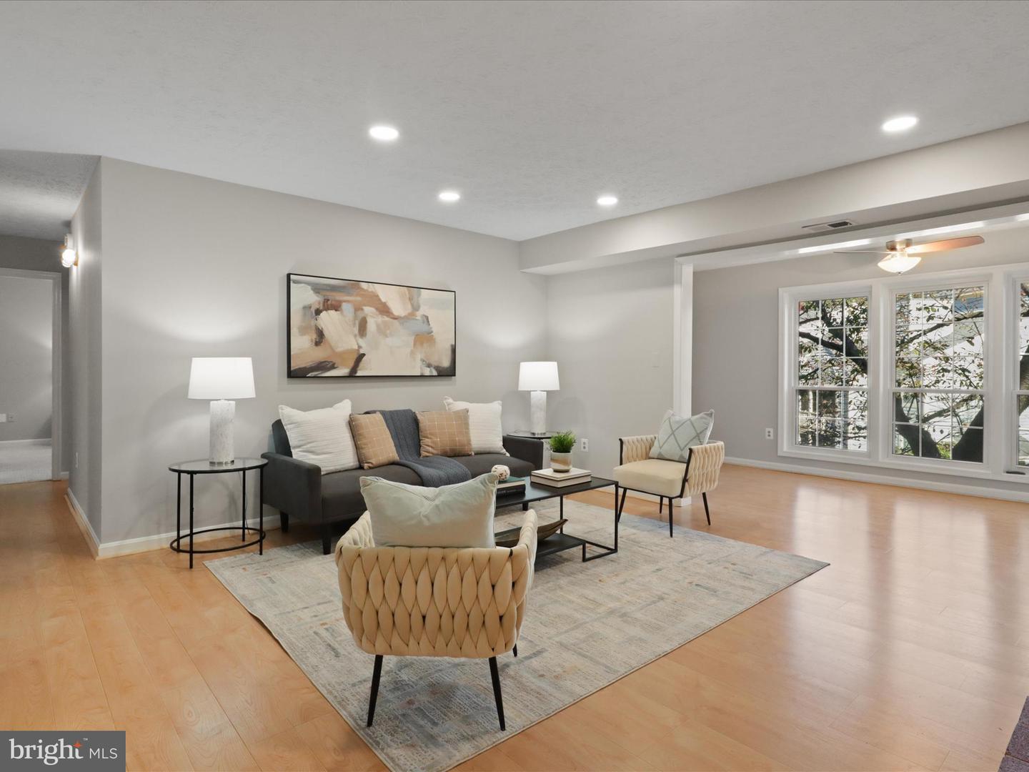 7757 WILLOW POINT DR #7757, FALLS CHURCH, Virginia 22042, 2 Bedrooms Bedrooms, ,1 BathroomBathrooms,Residential,For sale,7757 WILLOW POINT DR #7757,VAFX2275602 MLS # VAFX2275602