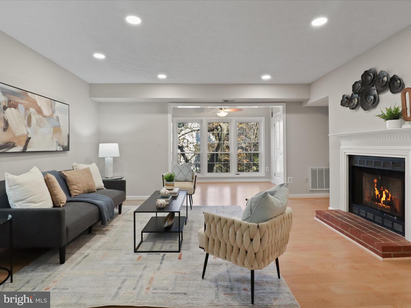 7757 WILLOW POINT DR #7757, FALLS CHURCH, Virginia 22042, 2 Bedrooms Bedrooms, ,1 BathroomBathrooms,Residential,For sale,7757 WILLOW POINT DR #7757,VAFX2275602 MLS # VAFX2275602