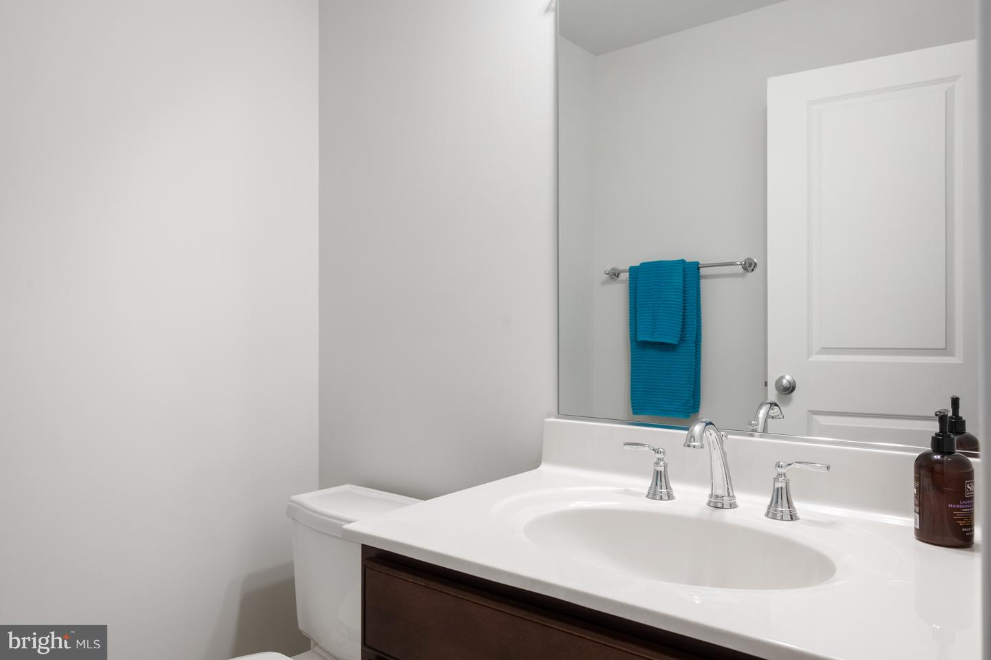 5509 VALMARANA WAY, ALEXANDRIA, Virginia 22312, 2 Bedrooms Bedrooms, ,3 BathroomsBathrooms,Residential,For sale,5509 VALMARANA WAY,VAFX2275648 MLS # VAFX2275648 5509 VALMARANA WAY, ALEXANDRIA, Virginia 22312, 2 Bedrooms Bedrooms, ,3 BathroomsBathrooms,Residential,For sale,5509 VALMARANA WAY,VAFX2275648 MLS # VAFX2275648