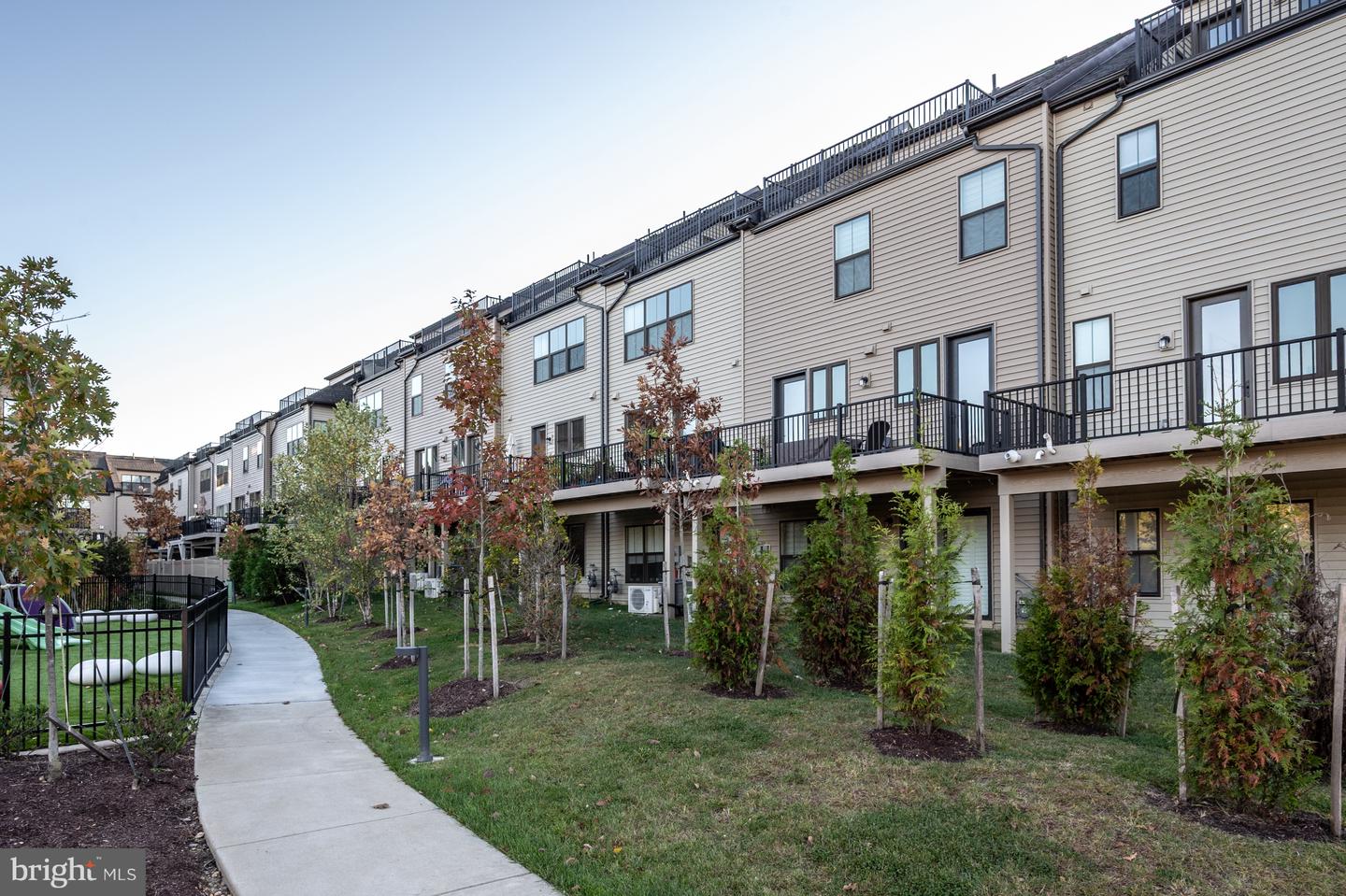 5509 VALMARANA WAY, ALEXANDRIA, Virginia 22312, 2 Bedrooms Bedrooms, ,3 BathroomsBathrooms,Residential,For sale,5509 VALMARANA WAY,VAFX2275648 MLS # VAFX2275648 5509 VALMARANA WAY, ALEXANDRIA, Virginia 22312, 2 Bedrooms Bedrooms, ,3 BathroomsBathrooms,Residential,For sale,5509 VALMARANA WAY,VAFX2275648 MLS # VAFX2275648