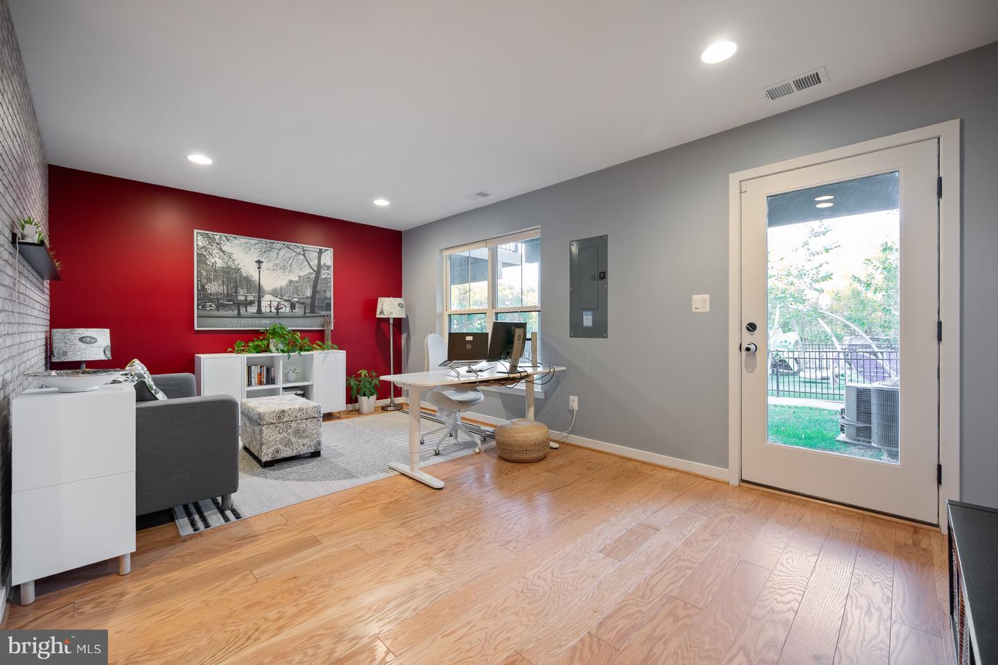 5509 VALMARANA WAY, ALEXANDRIA, Virginia 22312, 2 Bedrooms Bedrooms, ,3 BathroomsBathrooms,Residential,For sale,5509 VALMARANA WAY,VAFX2275648 MLS # VAFX2275648 5509 VALMARANA WAY, ALEXANDRIA, Virginia 22312, 2 Bedrooms Bedrooms, ,3 BathroomsBathrooms,Residential,For sale,5509 VALMARANA WAY,VAFX2275648 MLS # VAFX2275648