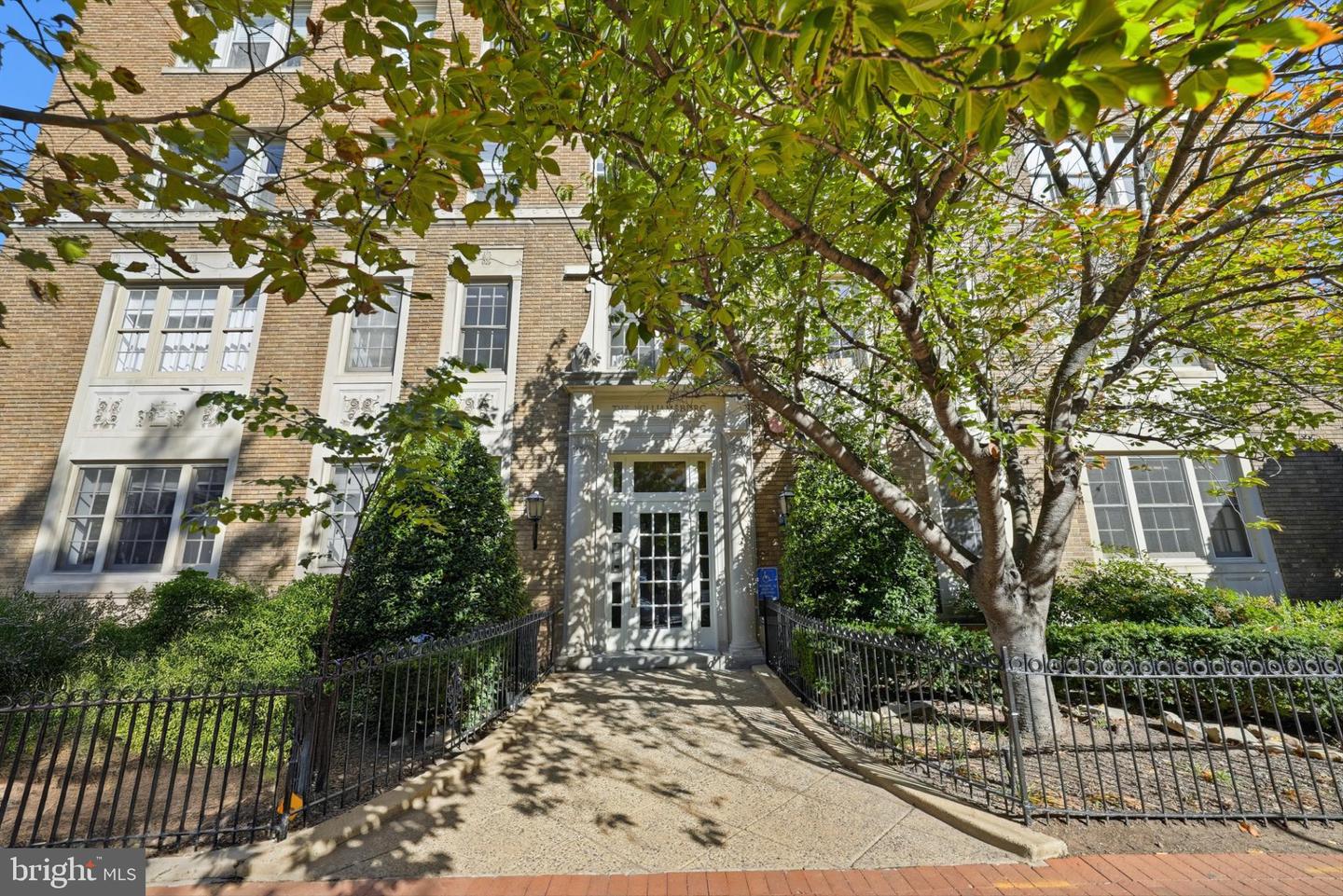1621 T ST NW #206, WASHINGTON, District Of Columbia 20009, 2 Bedrooms Bedrooms, 4 Rooms Rooms,2 BathroomsBathrooms,Residential,For sale,1621 T ST NW #206,DCDC2228498 MLS # DCDC2228498 1621 T ST NW #206, WASHINGTON, District Of Columbia 20009, 2 Bedrooms Bedrooms, 4 Rooms Rooms,2 BathroomsBathrooms,Residential,For sale,1621 T ST NW #206,DCDC2228498 MLS # DCDC2228498