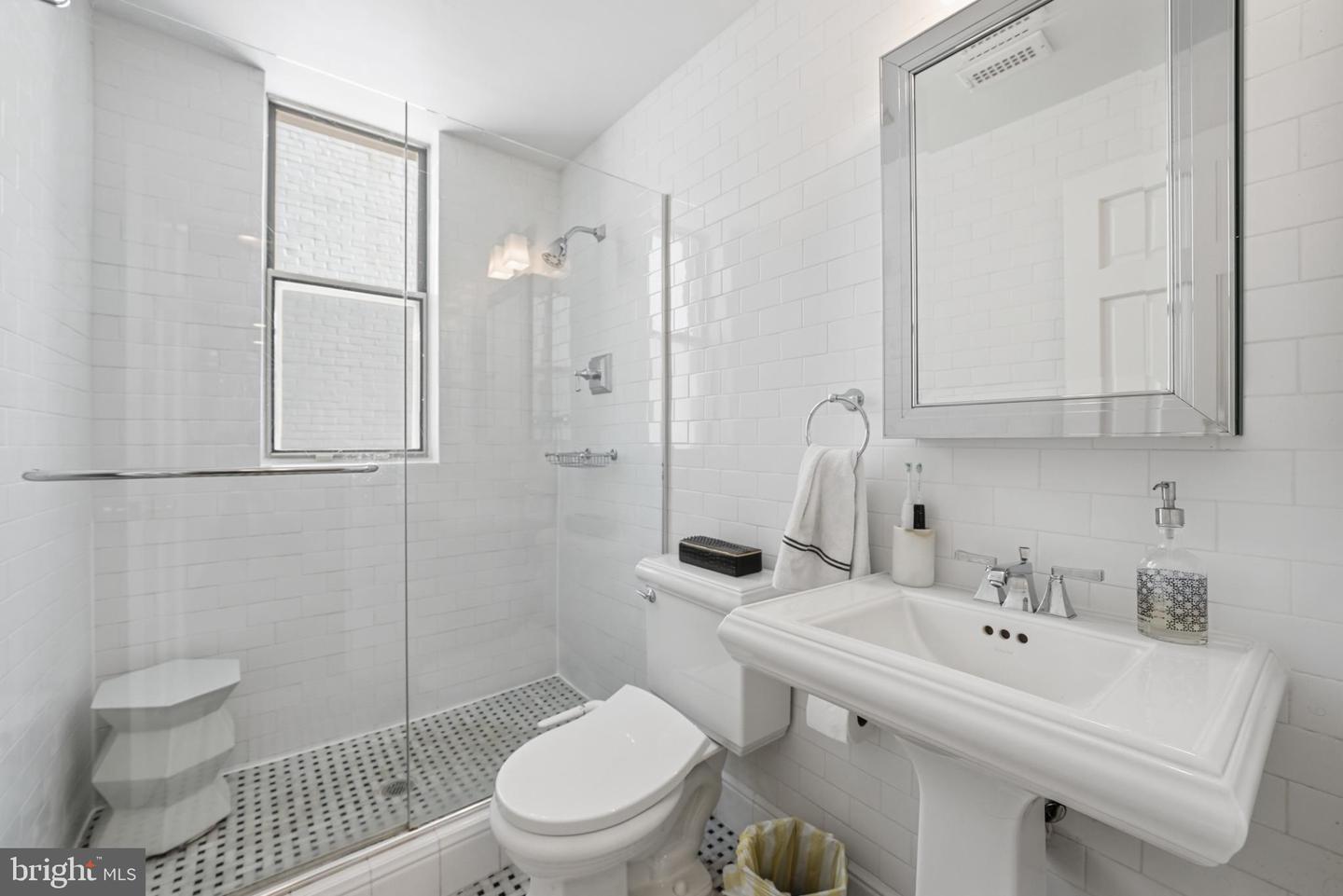 1621 T ST NW #206, WASHINGTON, District Of Columbia 20009, 2 Bedrooms Bedrooms, 4 Rooms Rooms,2 BathroomsBathrooms,Residential,For sale,1621 T ST NW #206,DCDC2228498 MLS # DCDC2228498 1621 T ST NW #206, WASHINGTON, District Of Columbia 20009, 2 Bedrooms Bedrooms, 4 Rooms Rooms,2 BathroomsBathrooms,Residential,For sale,1621 T ST NW #206,DCDC2228498 MLS # DCDC2228498