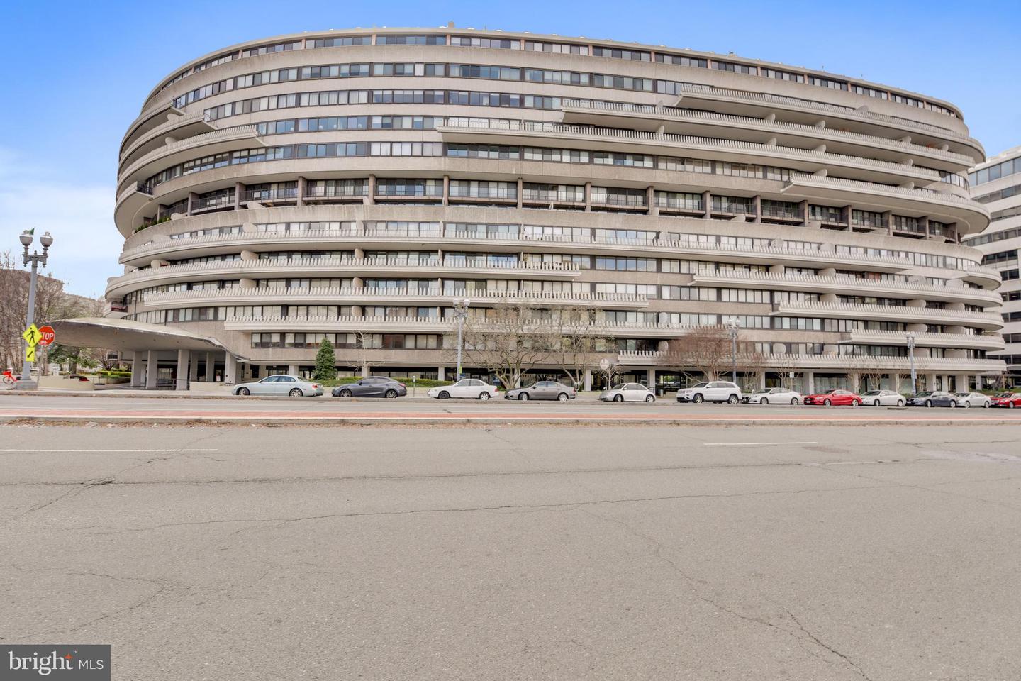 2500 VIRGINIA AVE NW AVE NW #210-S, WASHINGTON, District Of Columbia 20037, 2 Bedrooms Bedrooms, ,2 BathroomsBathrooms,Residential,For sale,2500 VIRGINIA AVE NW AVE NW #210-S,DCDC2228460 MLS # DCDC2228460
