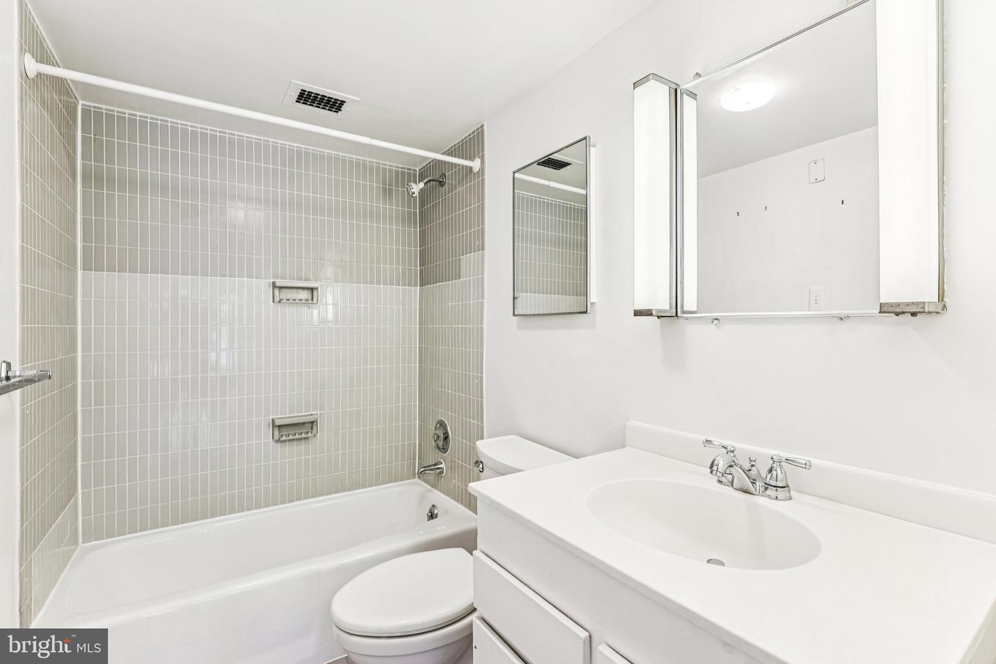 2500 VIRGINIA AVE NW AVE NW #210-S, WASHINGTON, District Of Columbia 20037, 2 Bedrooms Bedrooms, ,2 BathroomsBathrooms,Residential,For sale,2500 VIRGINIA AVE NW AVE NW #210-S,DCDC2228460 MLS # DCDC2228460