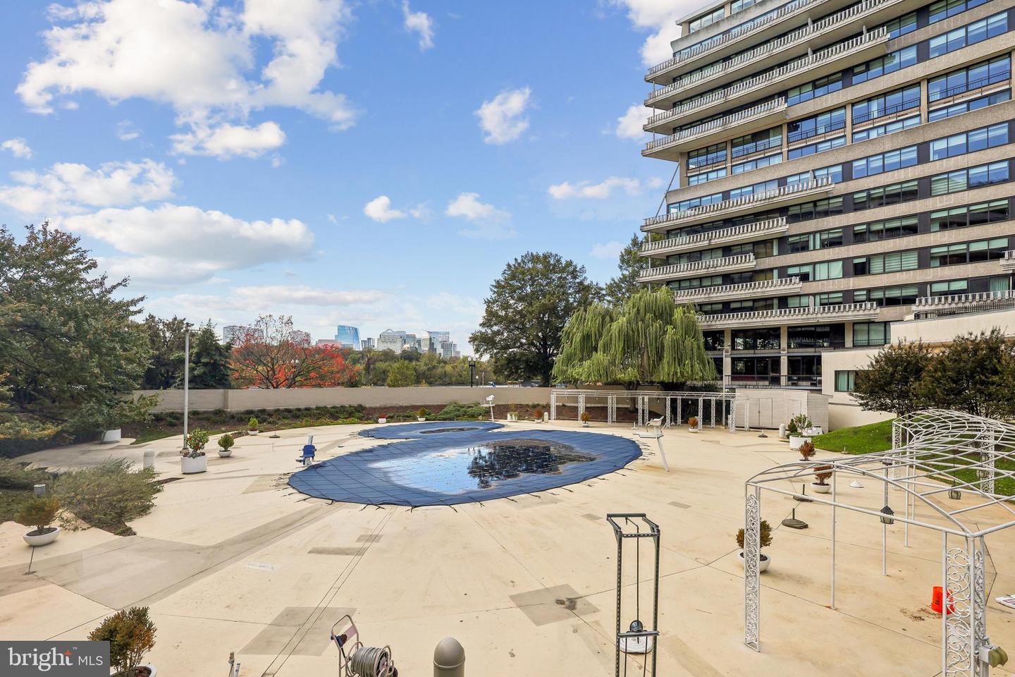 2500 VIRGINIA AVE NW AVE NW #210-S, WASHINGTON, District Of Columbia 20037, 2 Bedrooms Bedrooms, ,2 BathroomsBathrooms,Residential,For sale,2500 VIRGINIA AVE NW AVE NW #210-S,DCDC2228460 MLS # DCDC2228460