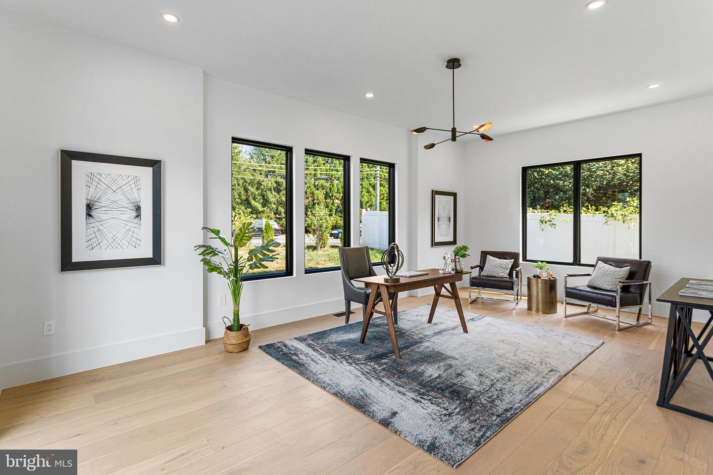 1733 CHAIN BRIDGE RD, MCLEAN, Virginia 22101, 5 Bedrooms Bedrooms, ,5 BathroomsBathrooms,Residential,For sale,1733 CHAIN BRIDGE RD,VAFX2275906 MLS # VAFX2275906