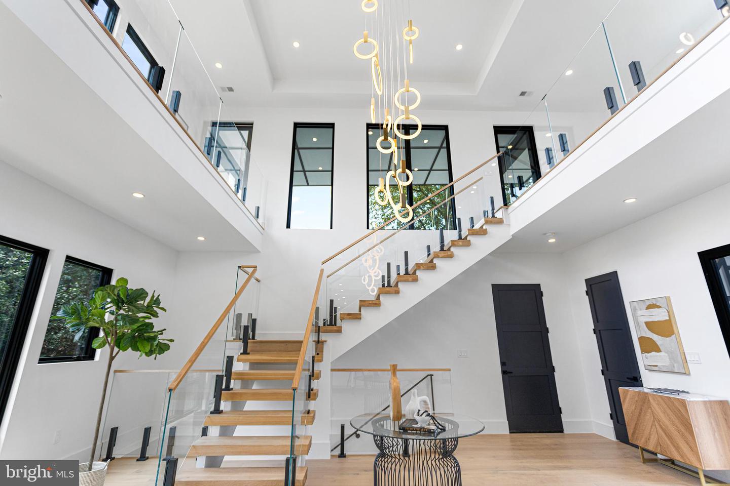 1733 CHAIN BRIDGE RD, MCLEAN, Virginia 22101, 5 Bedrooms Bedrooms, ,5 BathroomsBathrooms,Residential,For sale,1733 CHAIN BRIDGE RD,VAFX2275906 MLS # VAFX2275906