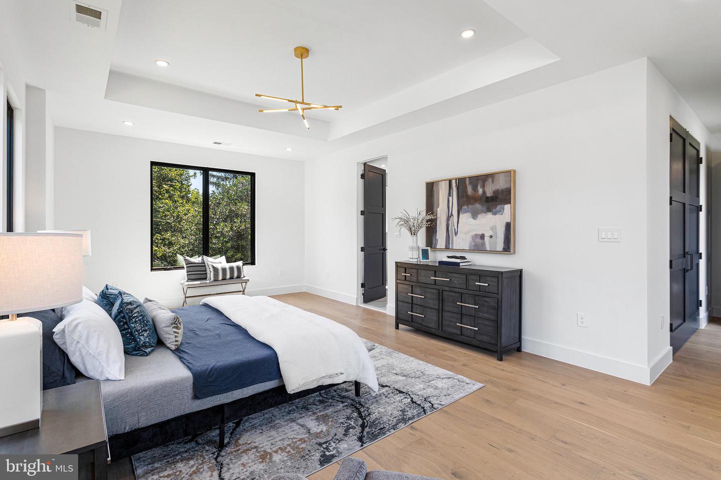 1733 CHAIN BRIDGE RD, MCLEAN, Virginia 22101, 5 Bedrooms Bedrooms, ,5 BathroomsBathrooms,Residential,For sale,1733 CHAIN BRIDGE RD,VAFX2275906 MLS # VAFX2275906