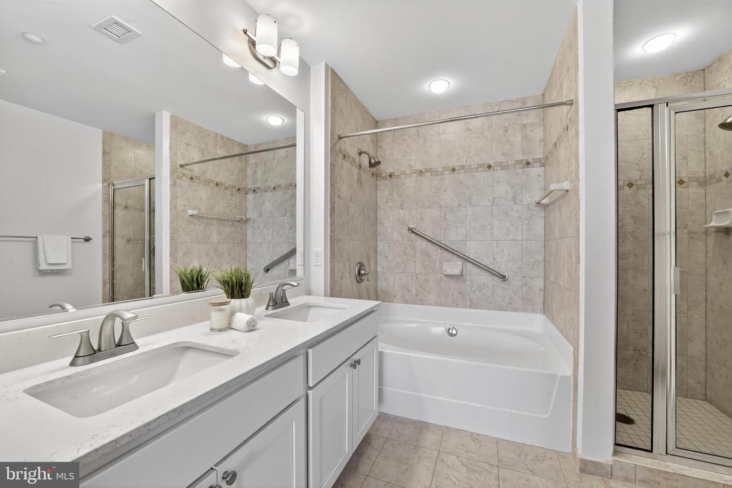 2720 S ARLINGTON MILL DR #914, ARLINGTON, Virginia 22206, 2 Bedrooms Bedrooms, 9 Rooms Rooms,2 BathroomsBathrooms,Residential,For sale,2720 S ARLINGTON MILL DR #914,VAAR2065274 MLS # VAAR2065274 2720 S ARLINGTON MILL DR #914, ARLINGTON, Virginia 22206, 2 Bedrooms Bedrooms, 9 Rooms Rooms,2 BathroomsBathrooms,Residential,For sale,2720 S ARLINGTON MILL DR #914,VAAR2065274 MLS # VAAR2065274