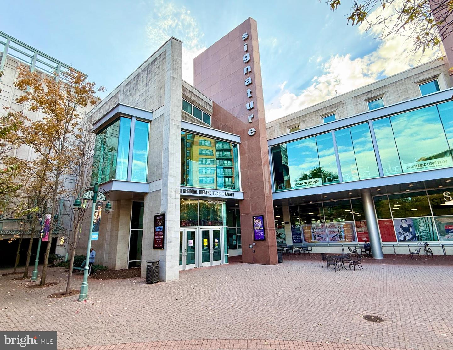 2720 S ARLINGTON MILL DR #914, ARLINGTON, Virginia 22206, 2 Bedrooms Bedrooms, 9 Rooms Rooms,2 BathroomsBathrooms,Residential,For sale,2720 S ARLINGTON MILL DR #914,VAAR2065274 MLS # VAAR2065274 2720 S ARLINGTON MILL DR #914, ARLINGTON, Virginia 22206, 2 Bedrooms Bedrooms, 9 Rooms Rooms,2 BathroomsBathrooms,Residential,For sale,2720 S ARLINGTON MILL DR #914,VAAR2065274 MLS # VAAR2065274