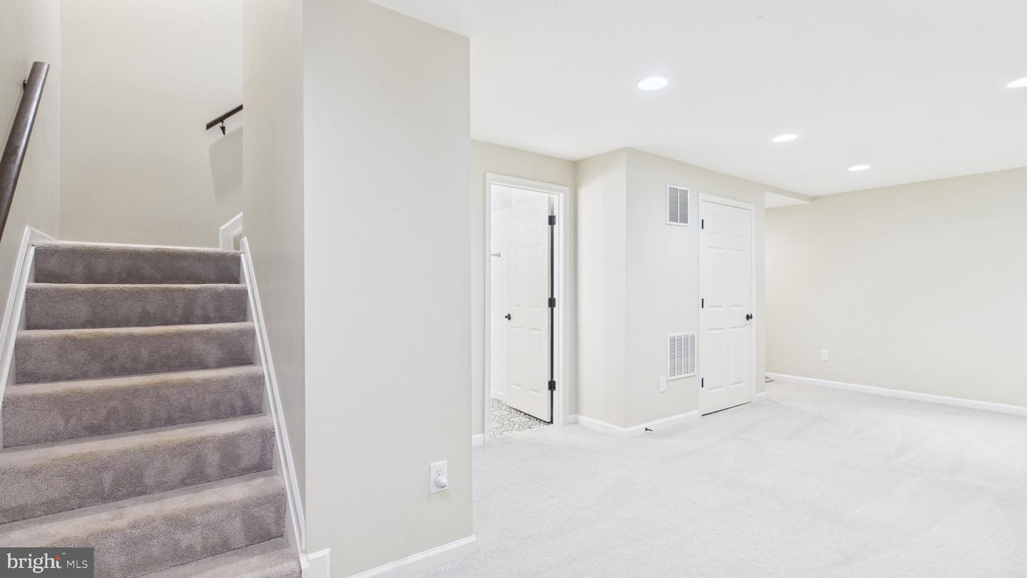 15277 SURREY HOUSE WAY, CENTREVILLE, Virginia 20120, 5 Bedrooms Bedrooms, ,4 BathroomsBathrooms,Residential,For sale,15277 SURREY HOUSE WAY,VAFX2275926 MLS # VAFX2275926 15277 SURREY HOUSE WAY, CENTREVILLE, Virginia 20120, 5 Bedrooms Bedrooms, ,4 BathroomsBathrooms,Residential,For sale,15277 SURREY HOUSE WAY,VAFX2275926 MLS # VAFX2275926