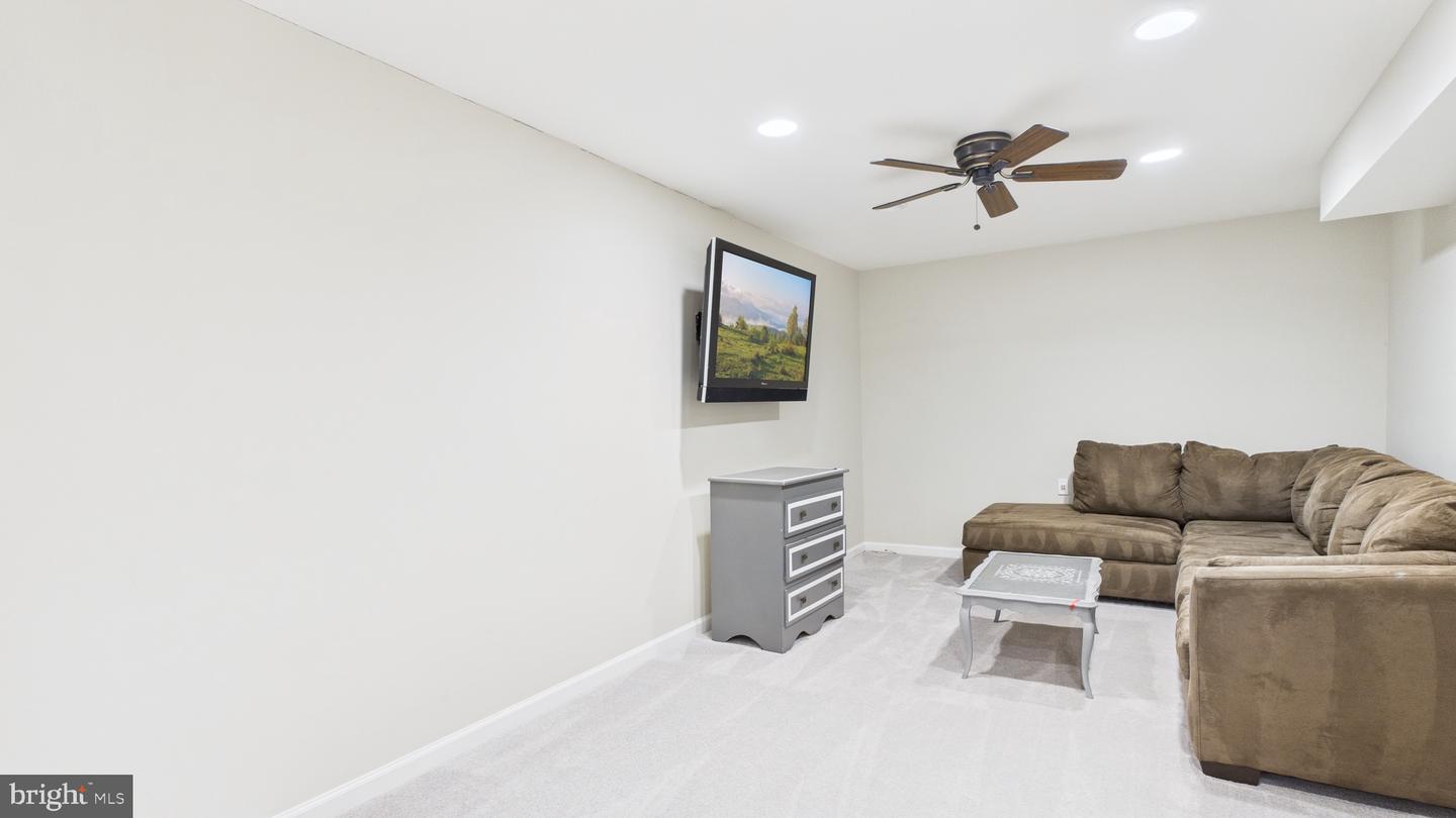 15277 SURREY HOUSE WAY, CENTREVILLE, Virginia 20120, 5 Bedrooms Bedrooms, ,4 BathroomsBathrooms,Residential,For sale,15277 SURREY HOUSE WAY,VAFX2275926 MLS # VAFX2275926 15277 SURREY HOUSE WAY, CENTREVILLE, Virginia 20120, 5 Bedrooms Bedrooms, ,4 BathroomsBathrooms,Residential,For sale,15277 SURREY HOUSE WAY,VAFX2275926 MLS # VAFX2275926