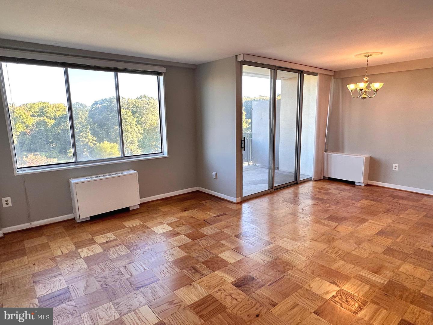 6641 WAKEFIELD DR #616, ALEXANDRIA, Virginia 22307, 2 Bedrooms Bedrooms, ,1 BathroomBathrooms,Residential,For sale,6641 WAKEFIELD DR #616,VAFX2275936 MLS # VAFX2275936 6641 WAKEFIELD DR #616, ALEXANDRIA, Virginia 22307, 2 Bedrooms Bedrooms, ,1 BathroomBathrooms,Residential,For sale,6641 WAKEFIELD DR #616,VAFX2275936 MLS # VAFX2275936