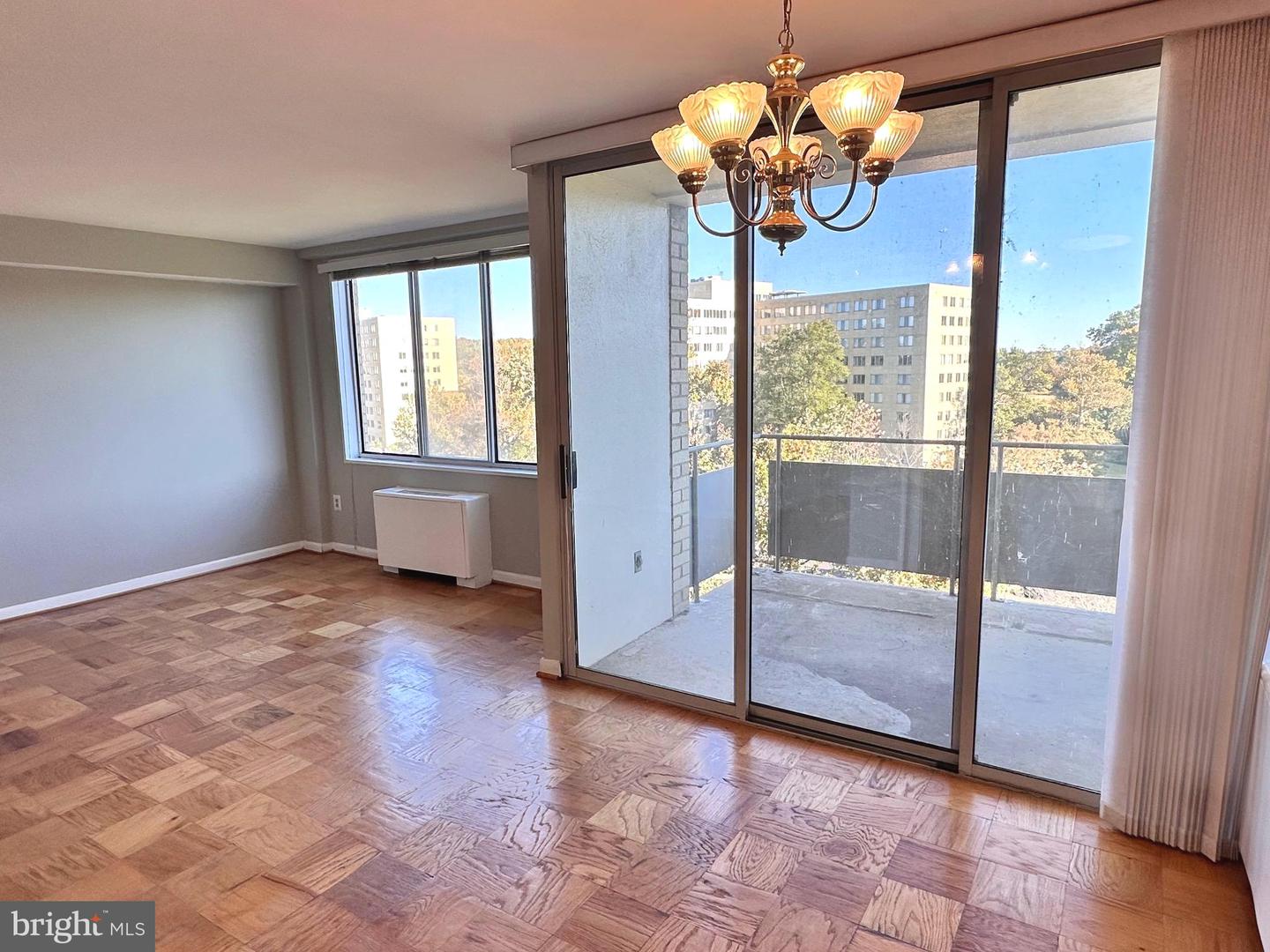 6641 WAKEFIELD DR #616, ALEXANDRIA, Virginia 22307, 2 Bedrooms Bedrooms, ,1 BathroomBathrooms,Residential,For sale,6641 WAKEFIELD DR #616,VAFX2275936 MLS # VAFX2275936 6641 WAKEFIELD DR #616, ALEXANDRIA, Virginia 22307, 2 Bedrooms Bedrooms, ,1 BathroomBathrooms,Residential,For sale,6641 WAKEFIELD DR #616,VAFX2275936 MLS # VAFX2275936
