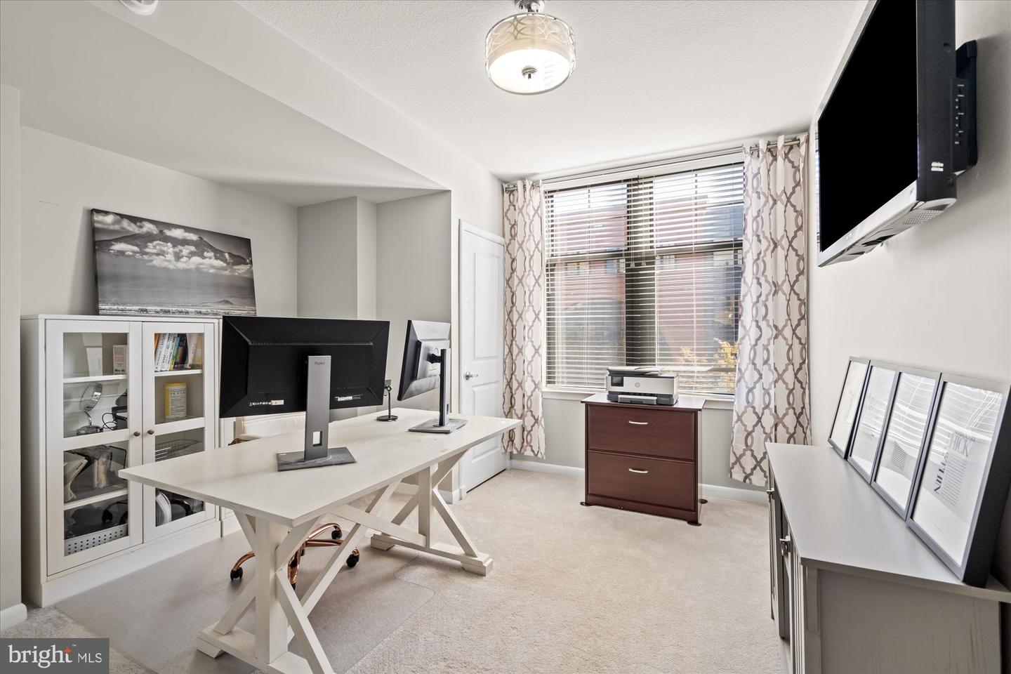 1021 N GARFIELD ST #409, ARLINGTON, Virginia 22201, 3 Bedrooms Bedrooms, ,2 BathroomsBathrooms,Residential,For sale,1021 N GARFIELD ST #409,VAAR2065284 MLS # VAAR2065284 1021 N GARFIELD ST #409, ARLINGTON, Virginia 22201, 3 Bedrooms Bedrooms, ,2 BathroomsBathrooms,Residential,For sale,1021 N GARFIELD ST #409,VAAR2065284 MLS # VAAR2065284