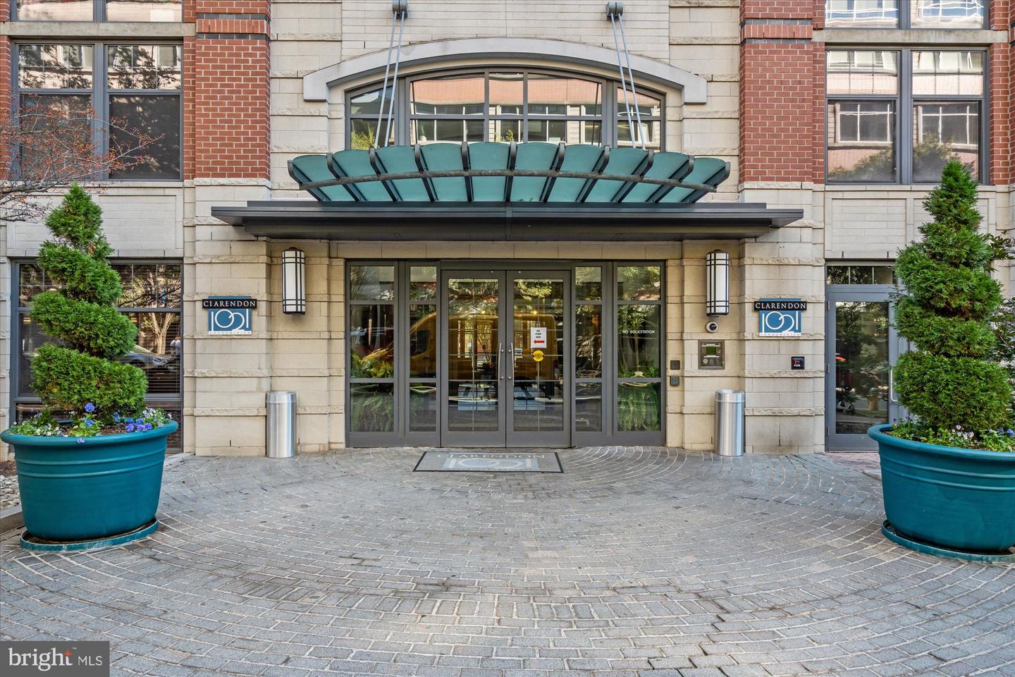 1021 N GARFIELD ST #409, ARLINGTON, Virginia 22201, 3 Bedrooms Bedrooms, ,2 BathroomsBathrooms,Residential,For sale,1021 N GARFIELD ST #409,VAAR2065284 MLS # VAAR2065284 1021 N GARFIELD ST #409, ARLINGTON, Virginia 22201, 3 Bedrooms Bedrooms, ,2 BathroomsBathrooms,Residential,For sale,1021 N GARFIELD ST #409,VAAR2065284 MLS # VAAR2065284
