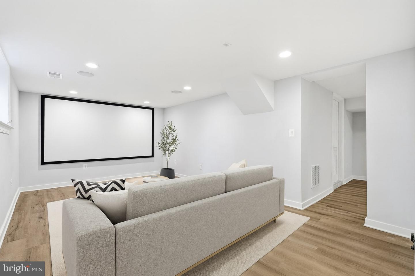 2302 WESTMORELAND ST, FALLS CHURCH, Virginia 22046, 5 Bedrooms Bedrooms, ,4 BathroomsBathrooms,Residential,For sale,2302 WESTMORELAND ST,VAFX2275958 MLS # VAFX2275958 2302 WESTMORELAND ST, FALLS CHURCH, Virginia 22046, 5 Bedrooms Bedrooms, ,4 BathroomsBathrooms,Residential,For sale,2302 WESTMORELAND ST,VAFX2275958 MLS # VAFX2275958