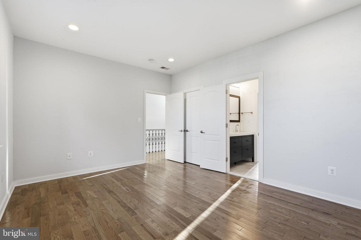 2302 WESTMORELAND ST, FALLS CHURCH, Virginia 22046, 5 Bedrooms Bedrooms, ,4 BathroomsBathrooms,Residential,For sale,2302 WESTMORELAND ST,VAFX2275958 MLS # VAFX2275958 2302 WESTMORELAND ST, FALLS CHURCH, Virginia 22046, 5 Bedrooms Bedrooms, ,4 BathroomsBathrooms,Residential,For sale,2302 WESTMORELAND ST,VAFX2275958 MLS # VAFX2275958