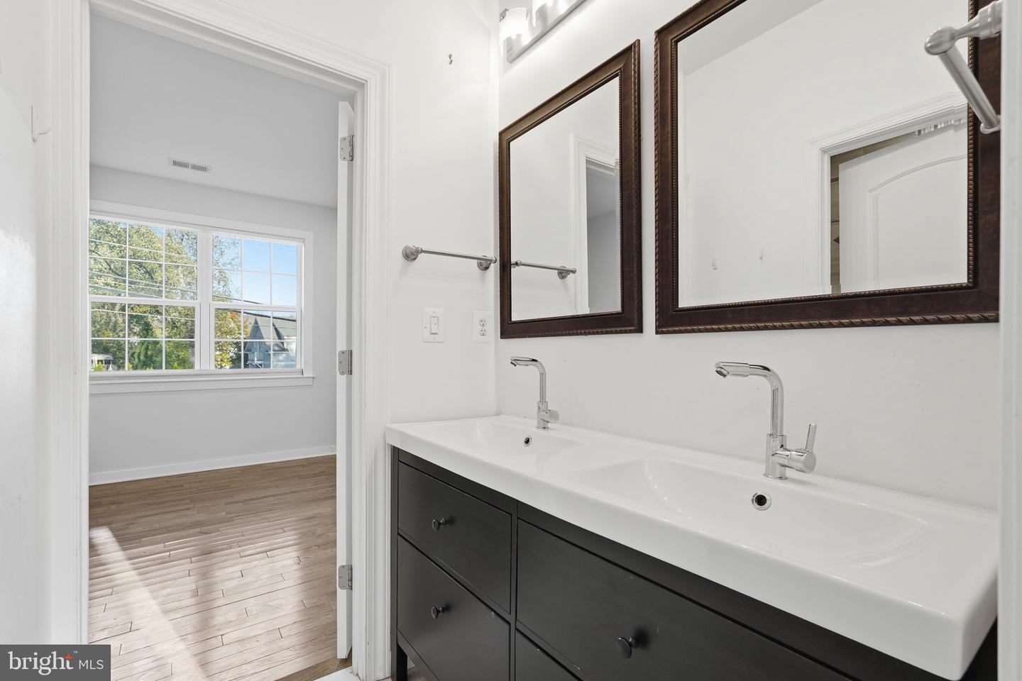 2302 WESTMORELAND ST, FALLS CHURCH, Virginia 22046, 5 Bedrooms Bedrooms, ,4 BathroomsBathrooms,Residential,For sale,2302 WESTMORELAND ST,VAFX2275958 MLS # VAFX2275958 2302 WESTMORELAND ST, FALLS CHURCH, Virginia 22046, 5 Bedrooms Bedrooms, ,4 BathroomsBathrooms,Residential,For sale,2302 WESTMORELAND ST,VAFX2275958 MLS # VAFX2275958