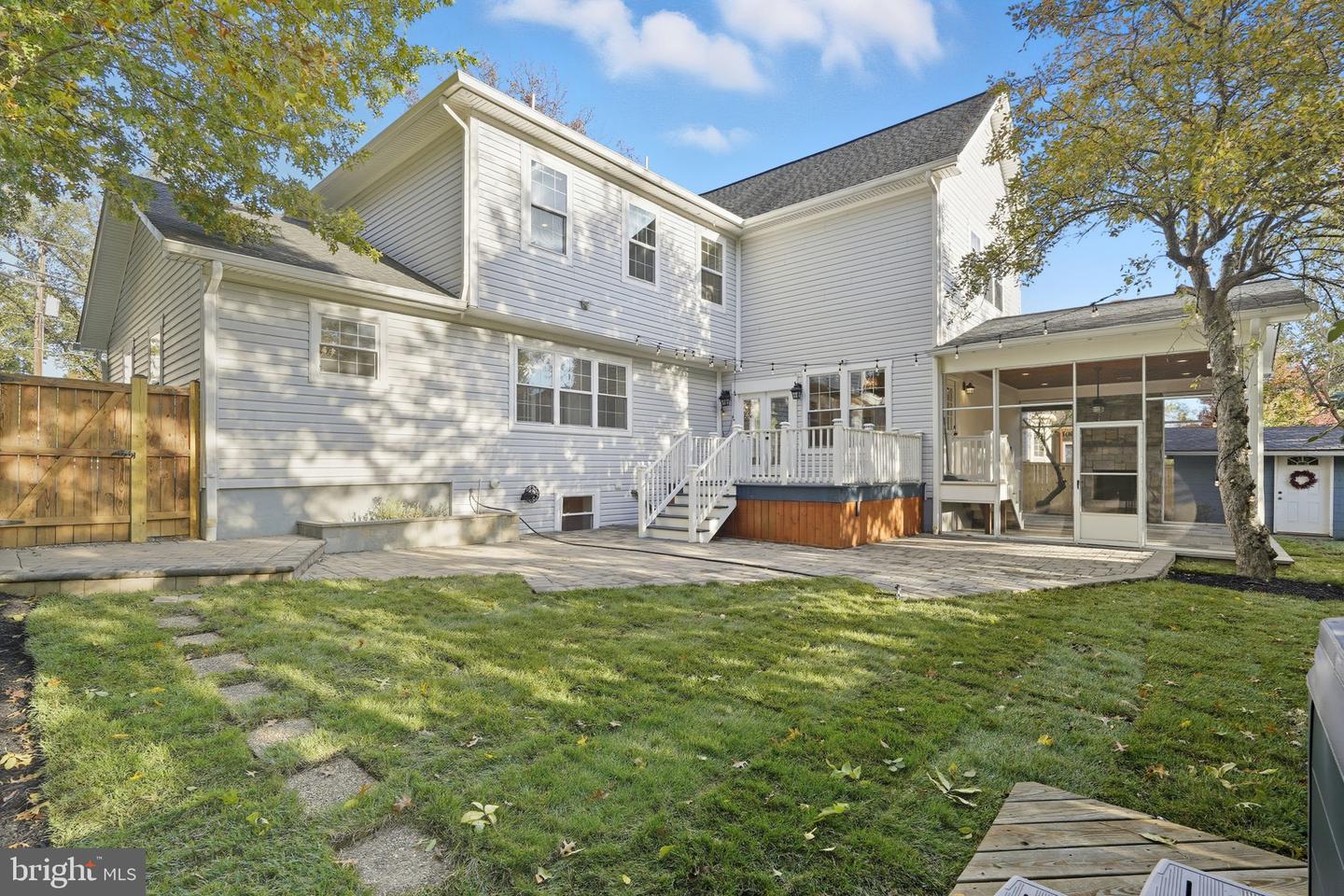2302 WESTMORELAND ST, FALLS CHURCH, Virginia 22046, 5 Bedrooms Bedrooms, ,4 BathroomsBathrooms,Residential,For sale,2302 WESTMORELAND ST,VAFX2275958 MLS # VAFX2275958 2302 WESTMORELAND ST, FALLS CHURCH, Virginia 22046, 5 Bedrooms Bedrooms, ,4 BathroomsBathrooms,Residential,For sale,2302 WESTMORELAND ST,VAFX2275958 MLS # VAFX2275958