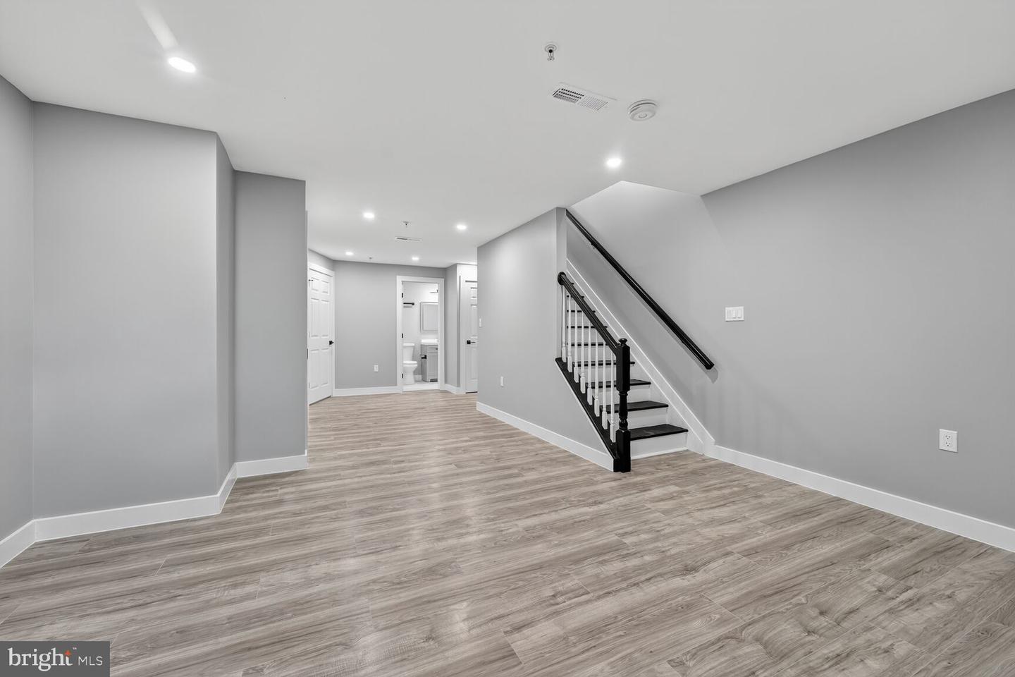 1723 STANTON TER SE, WASHINGTON, District Of Columbia 20020, 3 Bedrooms Bedrooms, 6 Rooms Rooms,3 BathroomsBathrooms,Residential,For sale,1723 STANTON TER SE,DCDC2228598 MLS # DCDC2228598