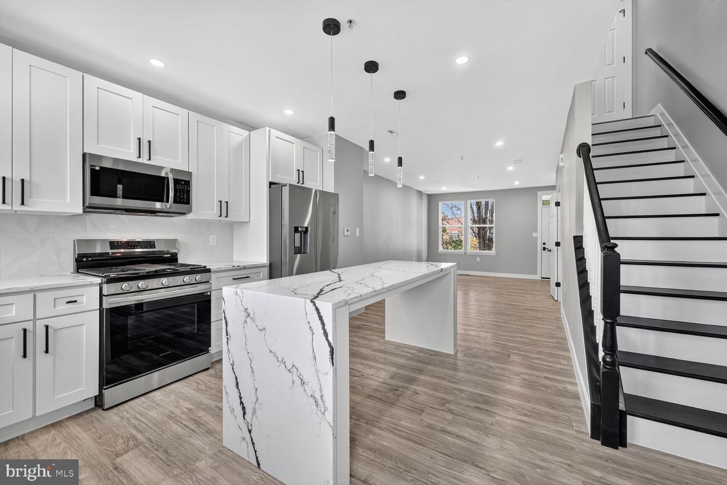 1723 STANTON TER SE, WASHINGTON, District Of Columbia 20020, 3 Bedrooms Bedrooms, 6 Rooms Rooms,3 BathroomsBathrooms,Residential,For sale,1723 STANTON TER SE,DCDC2228598 MLS # DCDC2228598