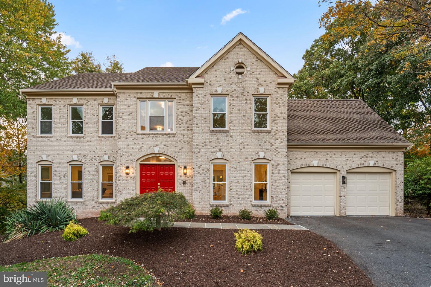 13019 BANKFOOT CT, HERNDON, Virginia 20171, 5 Bedrooms Bedrooms, ,4 BathroomsBathrooms,Residential,For sale,13019 BANKFOOT CT,VAFX2275962 MLS # VAFX2275962 13019 BANKFOOT CT, HERNDON, Virginia 20171, 5 Bedrooms Bedrooms, ,4 BathroomsBathrooms,Residential,For sale,13019 BANKFOOT CT,VAFX2275962 MLS # VAFX2275962