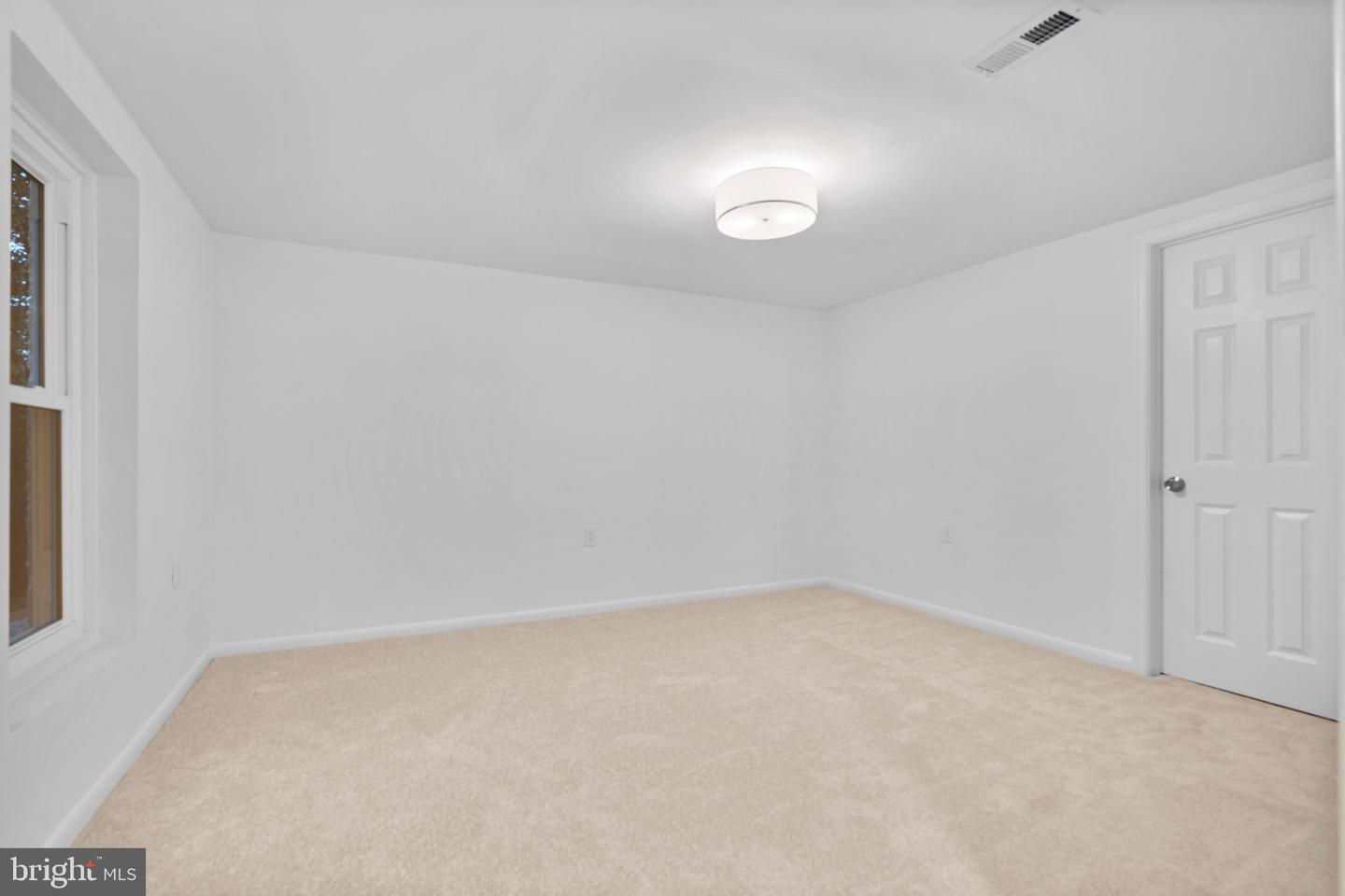 13019 BANKFOOT CT, HERNDON, Virginia 20171, 5 Bedrooms Bedrooms, ,4 BathroomsBathrooms,Residential,For sale,13019 BANKFOOT CT,VAFX2275962 MLS # VAFX2275962 13019 BANKFOOT CT, HERNDON, Virginia 20171, 5 Bedrooms Bedrooms, ,4 BathroomsBathrooms,Residential,For sale,13019 BANKFOOT CT,VAFX2275962 MLS # VAFX2275962