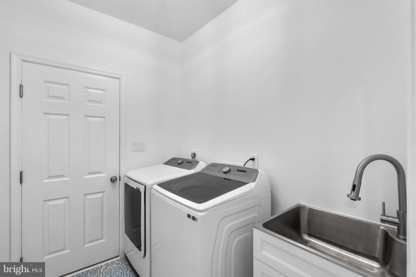 13019 BANKFOOT CT, HERNDON, Virginia 20171, 5 Bedrooms Bedrooms, ,4 BathroomsBathrooms,Residential,For sale,13019 BANKFOOT CT,VAFX2275962 MLS # VAFX2275962 13019 BANKFOOT CT, HERNDON, Virginia 20171, 5 Bedrooms Bedrooms, ,4 BathroomsBathrooms,Residential,For sale,13019 BANKFOOT CT,VAFX2275962 MLS # VAFX2275962