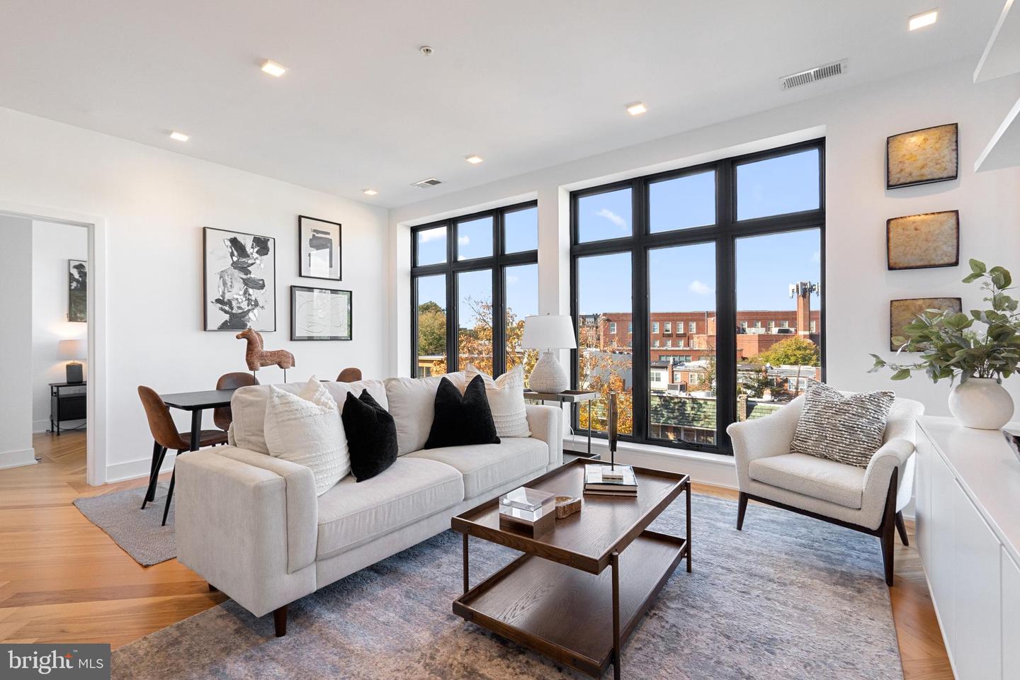 1345 K ST SE #401, WASHINGTON, District Of Columbia 20003, 2 Bedrooms Bedrooms, ,2 BathroomsBathrooms,Residential,For sale,1345 K ST SE #401,DCDC2228452 MLS # DCDC2228452 1345 K ST SE #401, WASHINGTON, District Of Columbia 20003, 2 Bedrooms Bedrooms, ,2 BathroomsBathrooms,Residential,For sale,1345 K ST SE #401,DCDC2228452 MLS # DCDC2228452