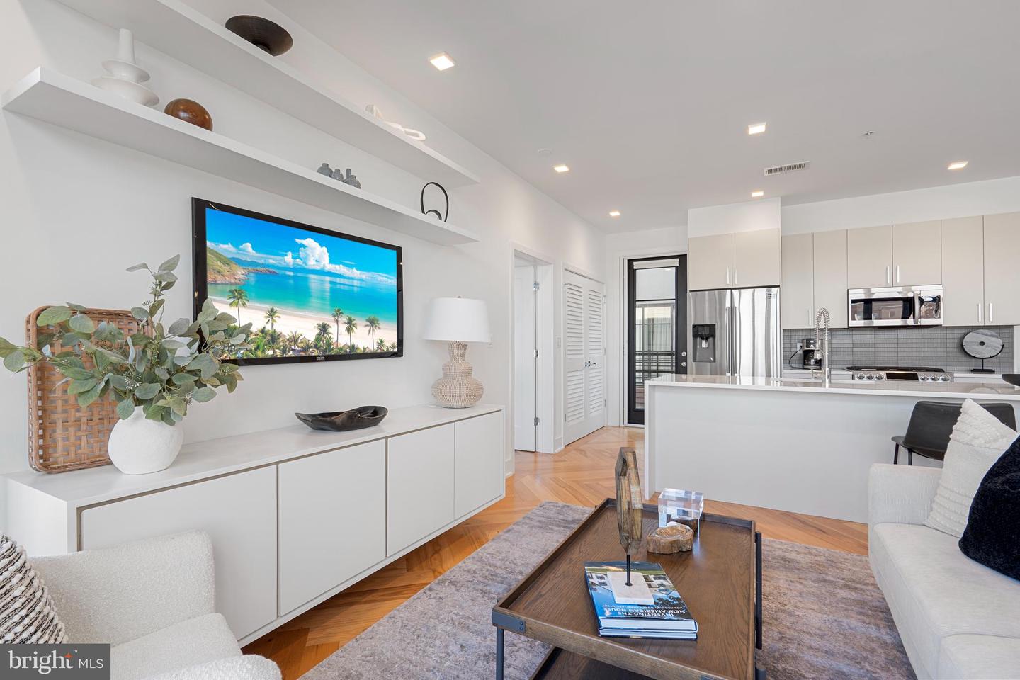 1345 K ST SE #401, WASHINGTON, District Of Columbia 20003, 2 Bedrooms Bedrooms, ,2 BathroomsBathrooms,Residential,For sale,1345 K ST SE #401,DCDC2228452 MLS # DCDC2228452 1345 K ST SE #401, WASHINGTON, District Of Columbia 20003, 2 Bedrooms Bedrooms, ,2 BathroomsBathrooms,Residential,For sale,1345 K ST SE #401,DCDC2228452 MLS # DCDC2228452