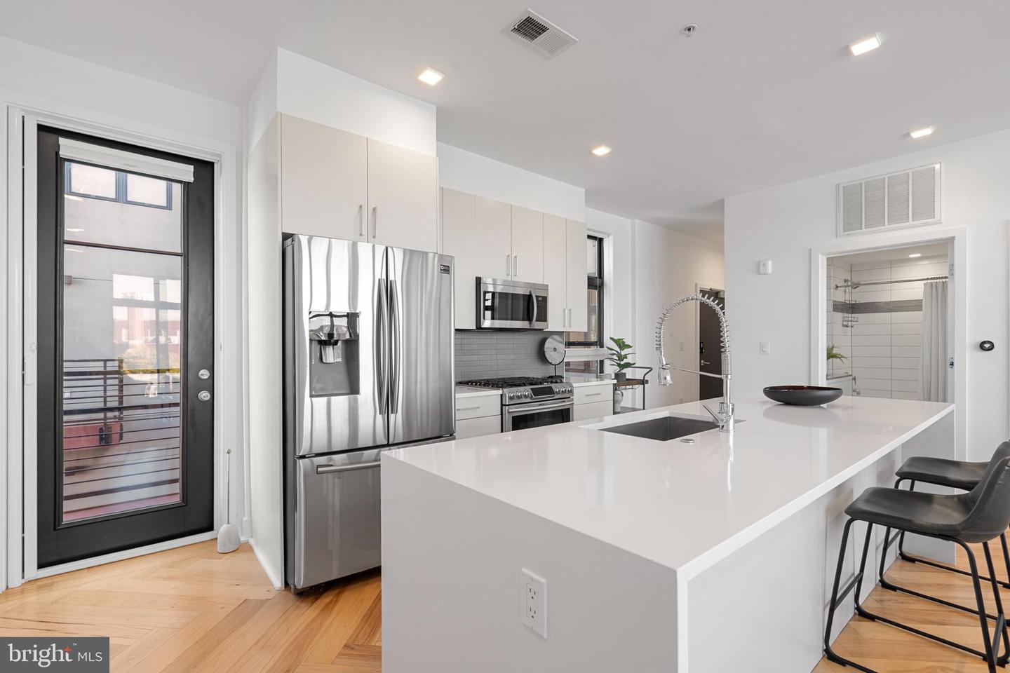 1345 K ST SE #401, WASHINGTON, District Of Columbia 20003, 2 Bedrooms Bedrooms, ,2 BathroomsBathrooms,Residential,For sale,1345 K ST SE #401,DCDC2228452 MLS # DCDC2228452 1345 K ST SE #401, WASHINGTON, District Of Columbia 20003, 2 Bedrooms Bedrooms, ,2 BathroomsBathrooms,Residential,For sale,1345 K ST SE #401,DCDC2228452 MLS # DCDC2228452