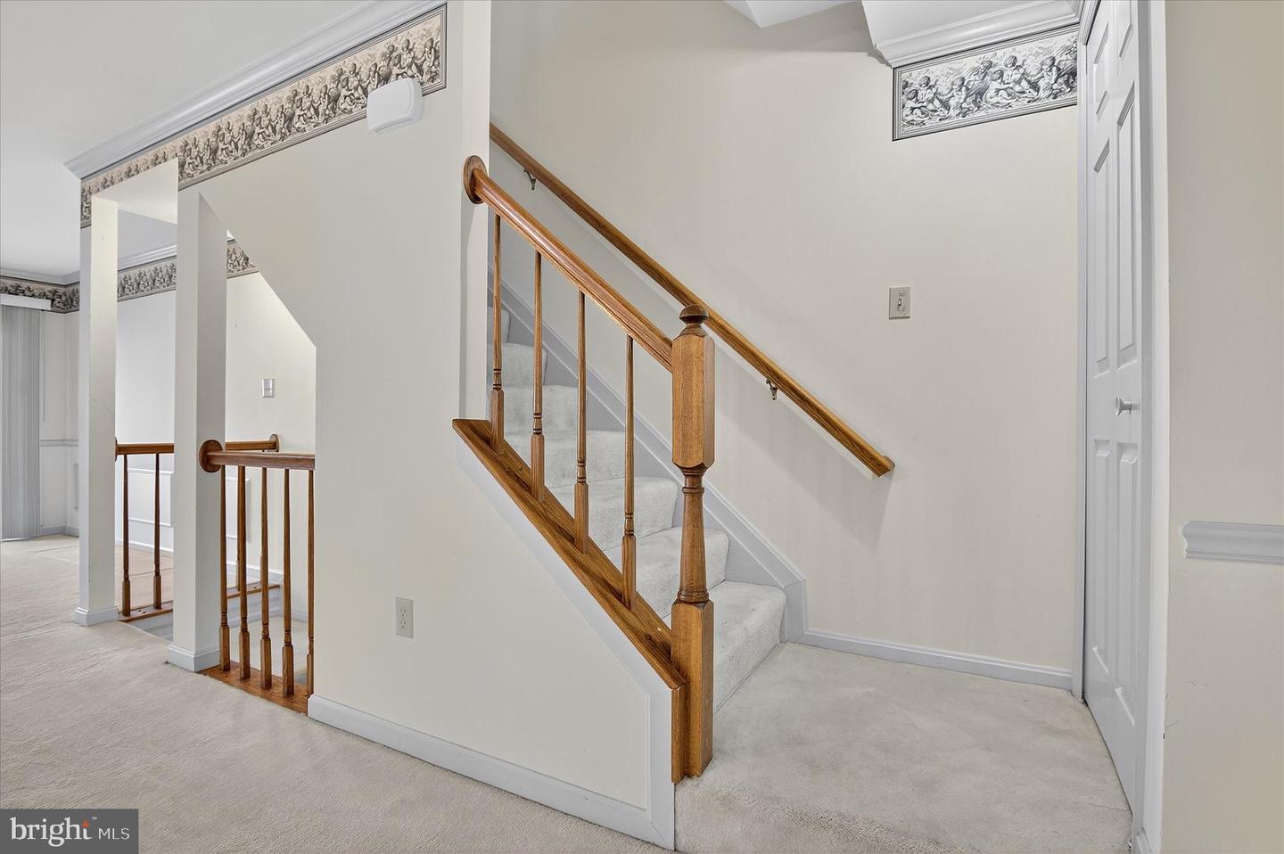 6004 KEBLE DR, ALEXANDRIA, Virginia 22315, 3 Bedrooms Bedrooms, 7 Rooms Rooms,2 BathroomsBathrooms,Residential,For sale,6004 KEBLE DR,VAFX2275848 MLS # VAFX2275848 6004 KEBLE DR, ALEXANDRIA, Virginia 22315, 3 Bedrooms Bedrooms, 7 Rooms Rooms,2 BathroomsBathrooms,Residential,For sale,6004 KEBLE DR,VAFX2275848 MLS # VAFX2275848